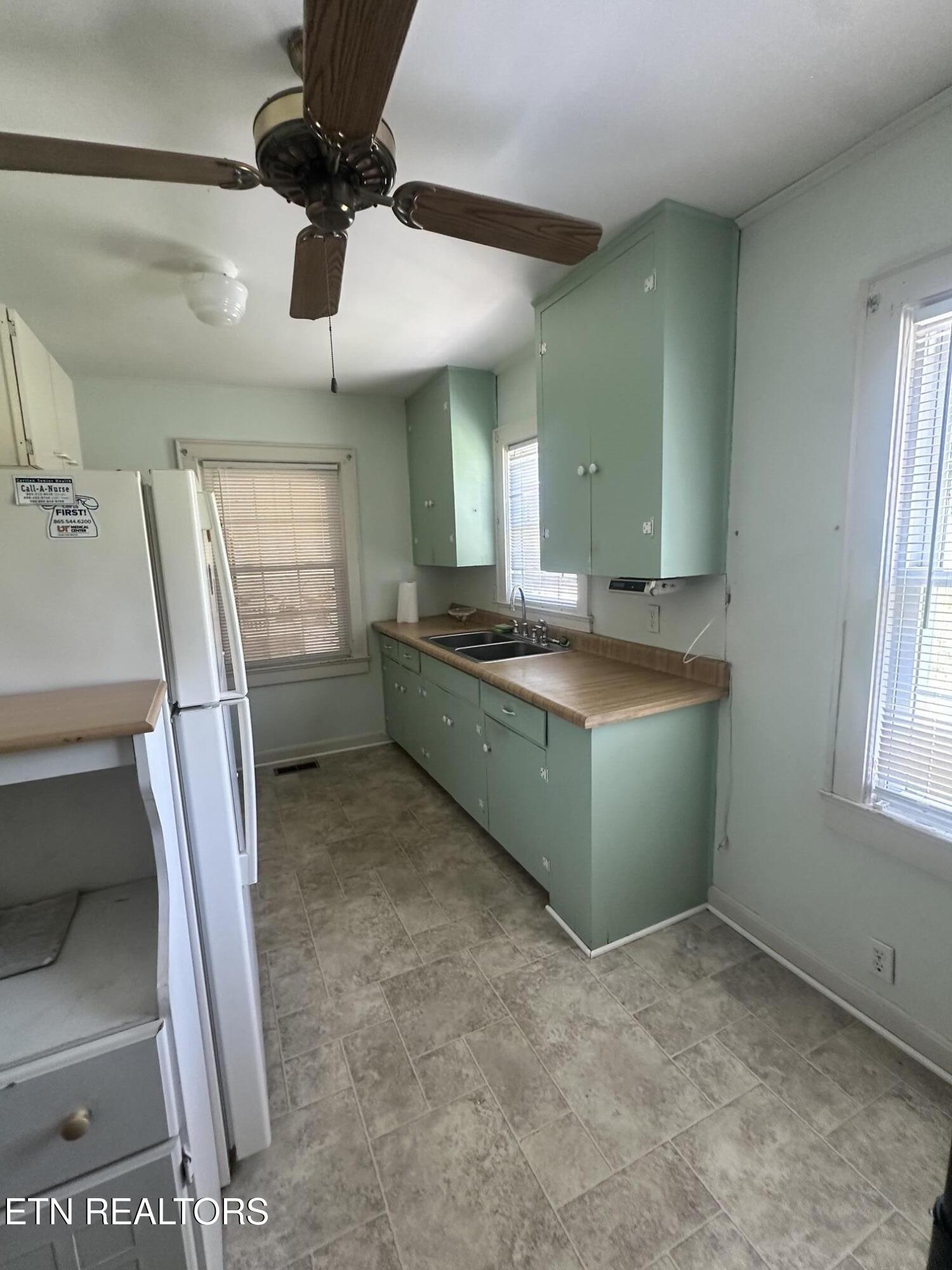 5406 Greencrest Road Knoxville TN 37918