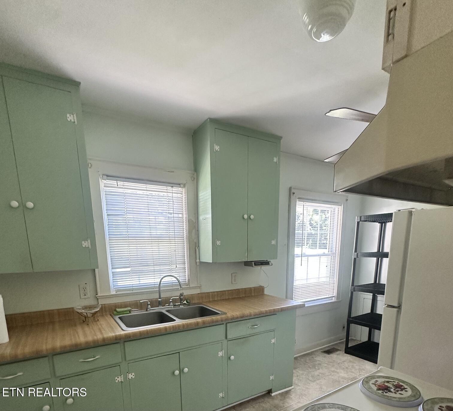 5406 Greencrest Road Knoxville TN 37918