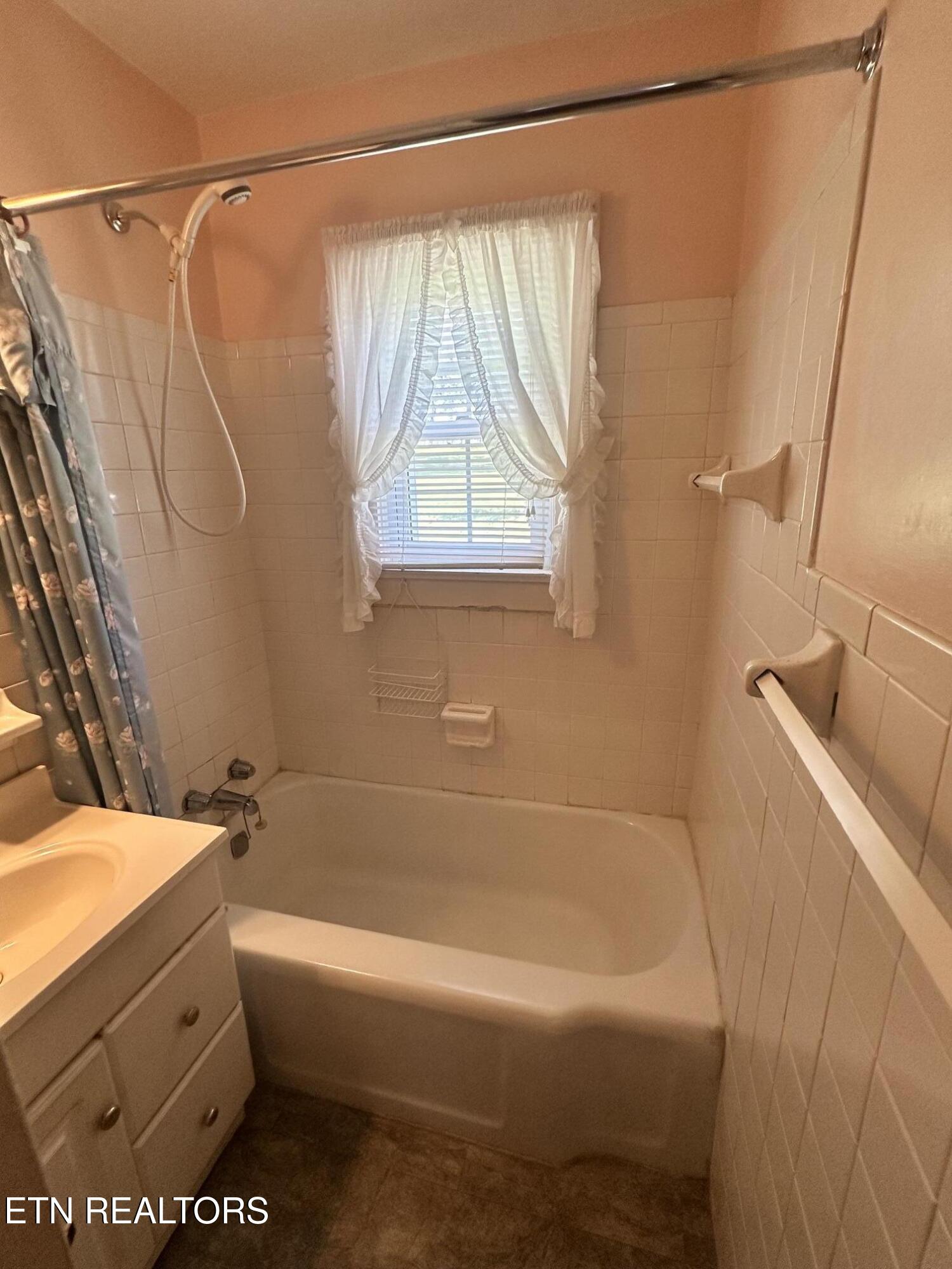 5406 Greencrest Road Knoxville TN 37918