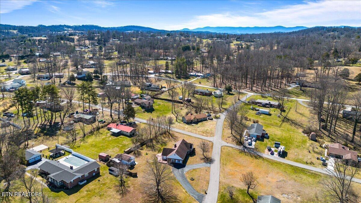 154 Scarlett Drive Lafollette TN 37766