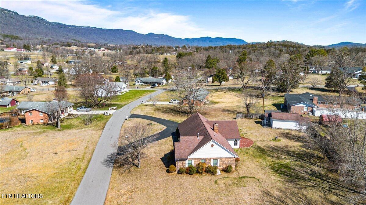 154 Scarlett Drive Lafollette TN 37766