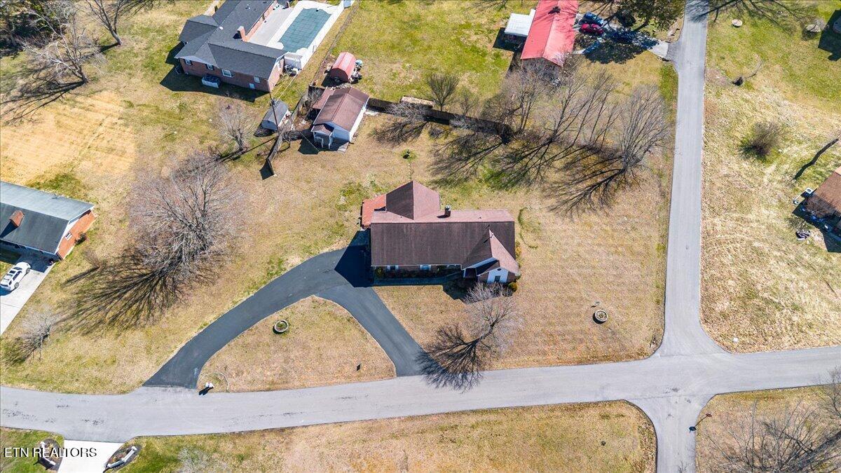 154 Scarlett Drive Lafollette TN 37766