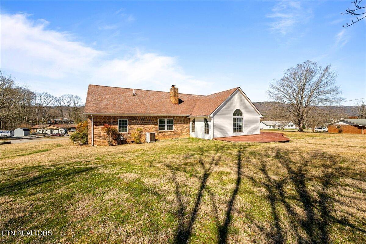 154 Scarlett Drive Lafollette TN 37766
