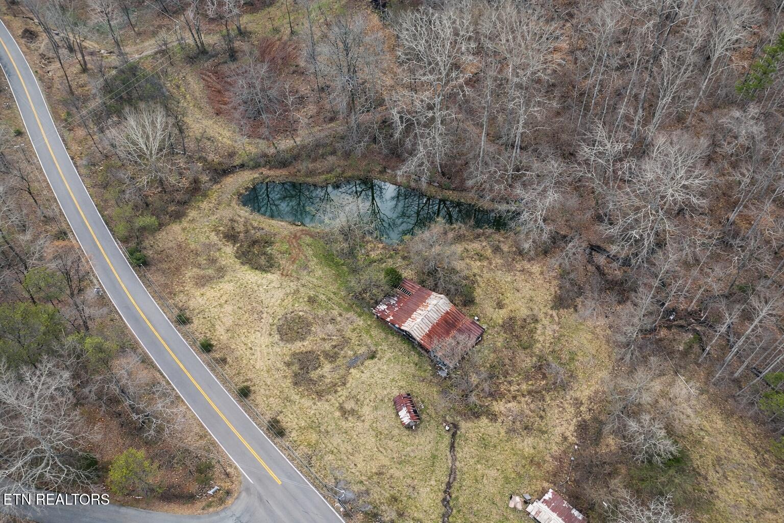 2478 E Highway 39 Englewood TN 37329