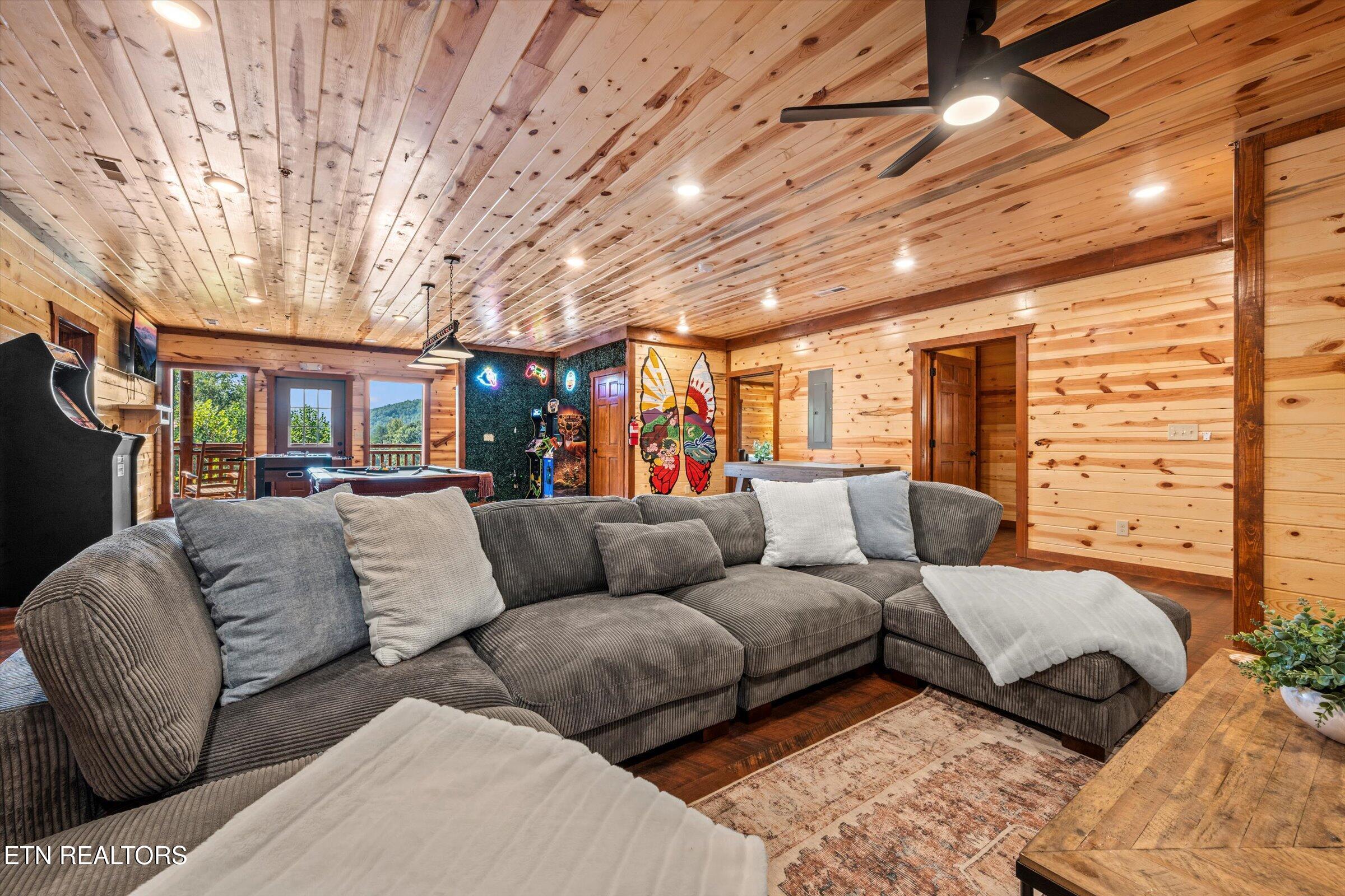 2626 Rogers Way Sevierville TN 37876