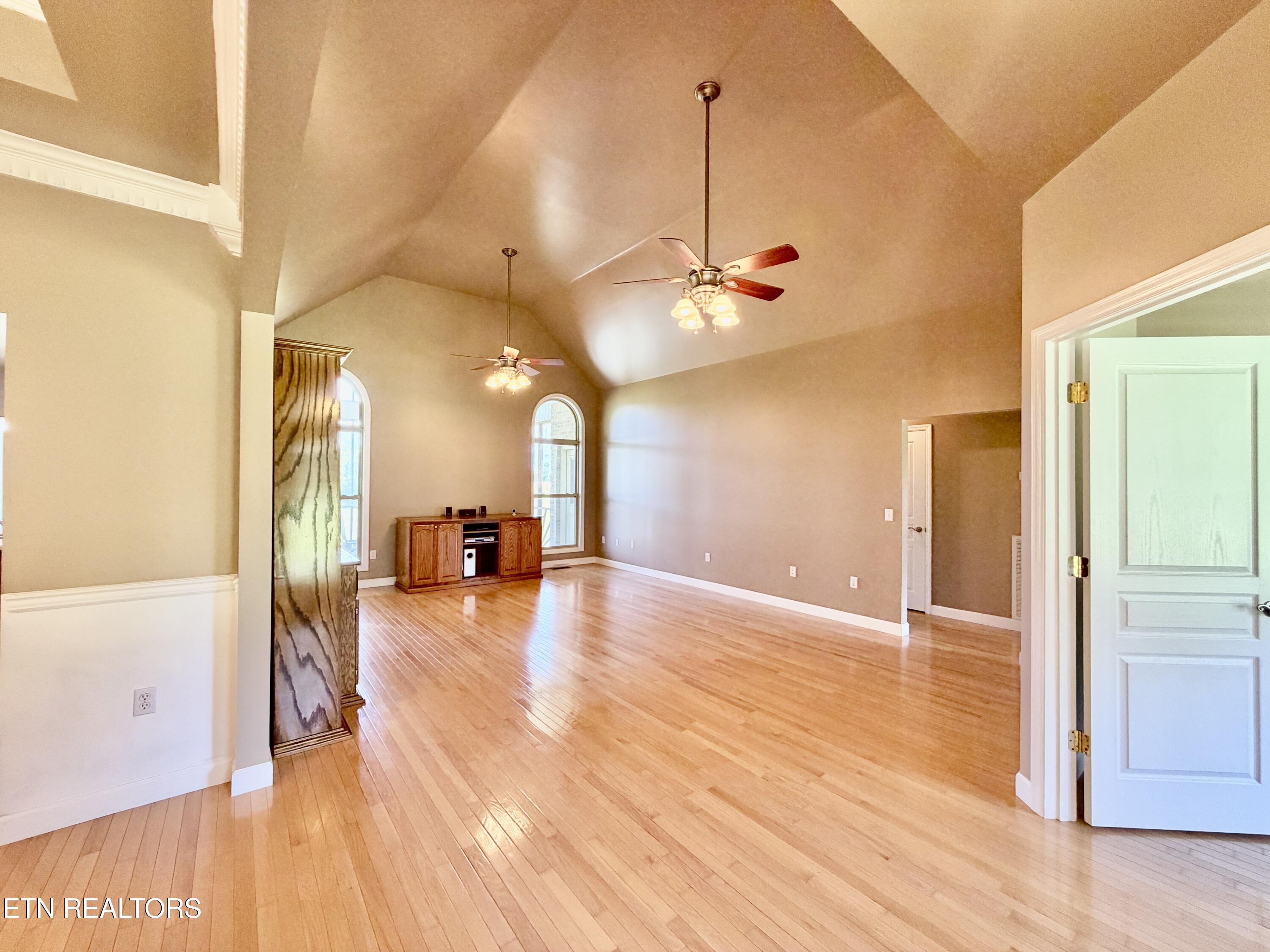 1770 Buffalo Road Oneida TN 37841