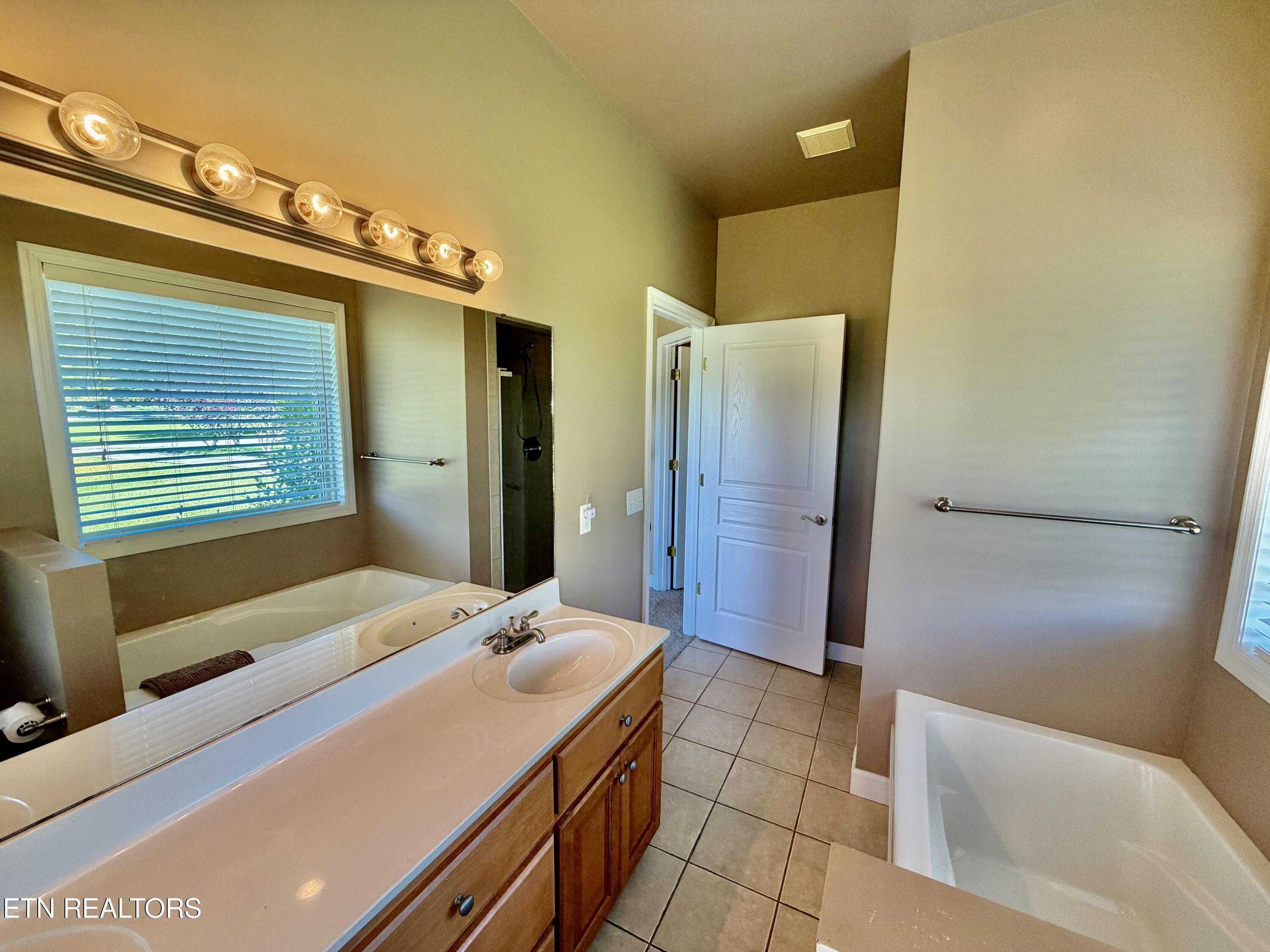 1770 Buffalo Road Oneida TN 37841