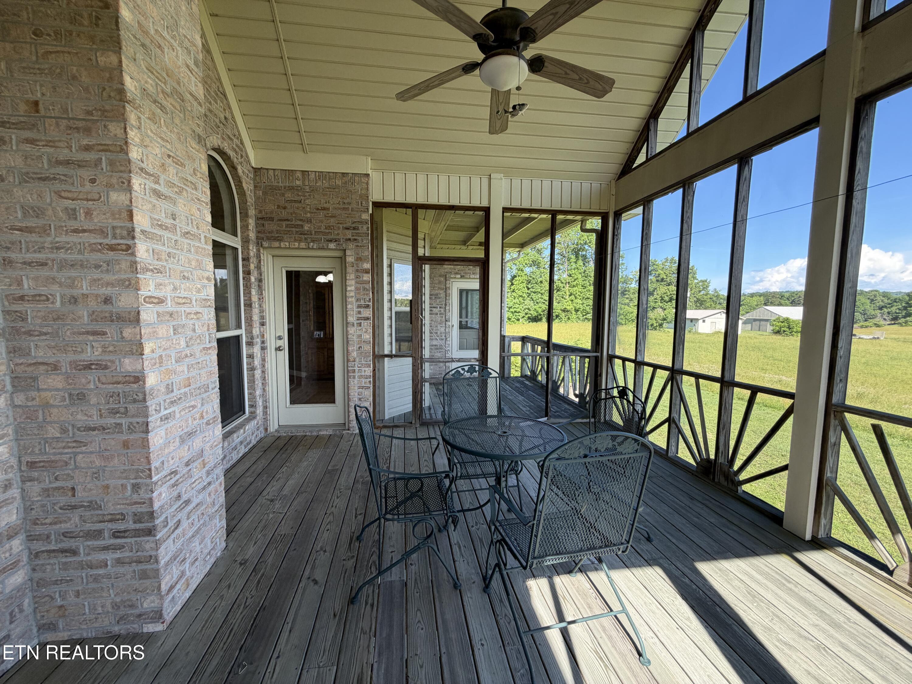 1770 Buffalo Road Oneida TN 37841