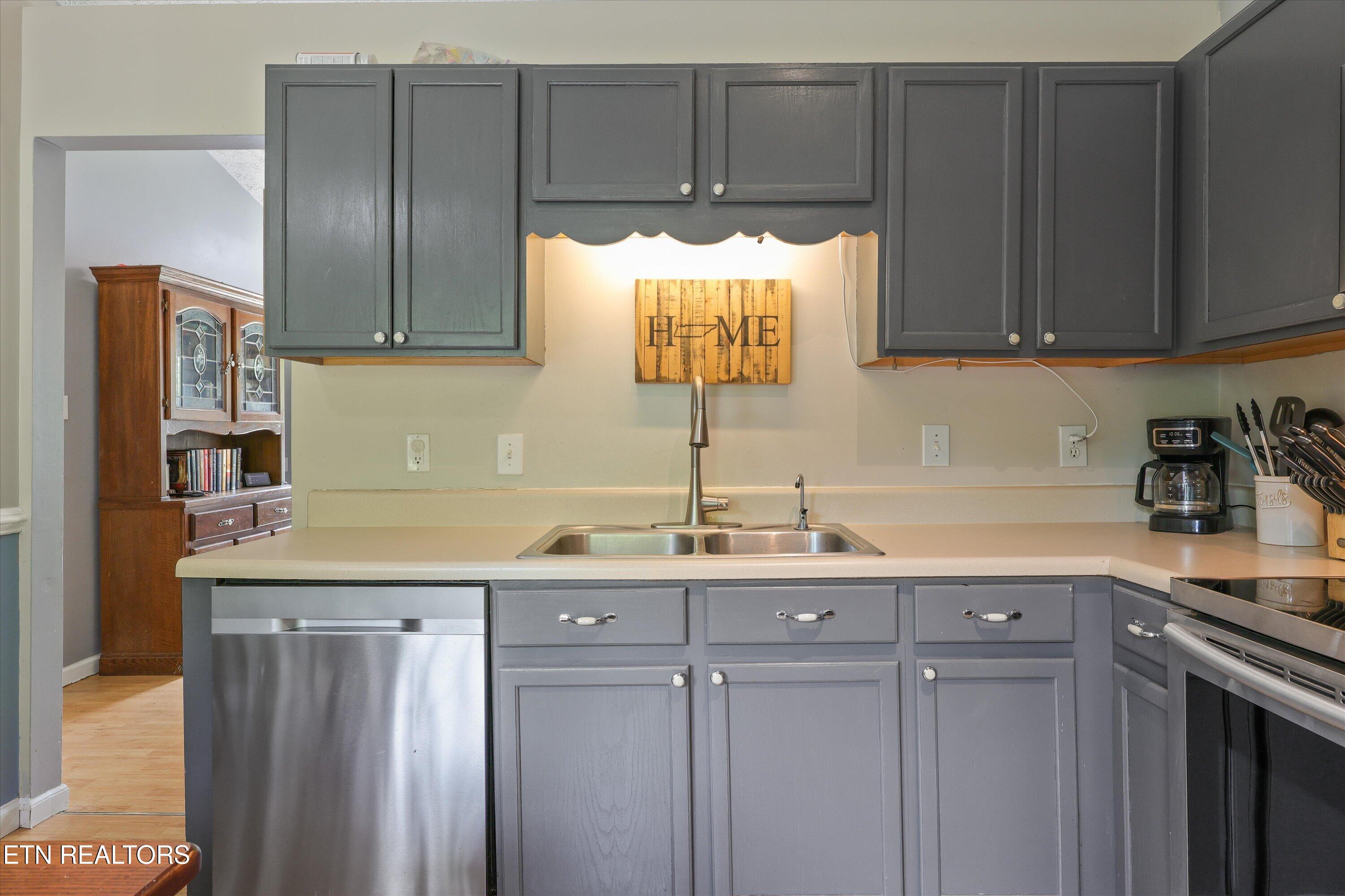 5956 Warrenpark Lane Knoxville TN 37912