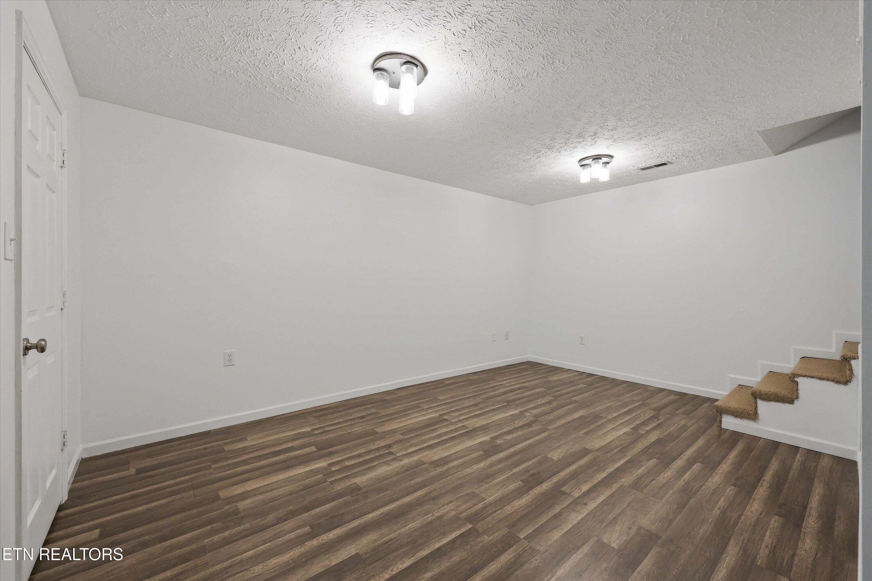 5956 Warrenpark Lane Knoxville TN 37912