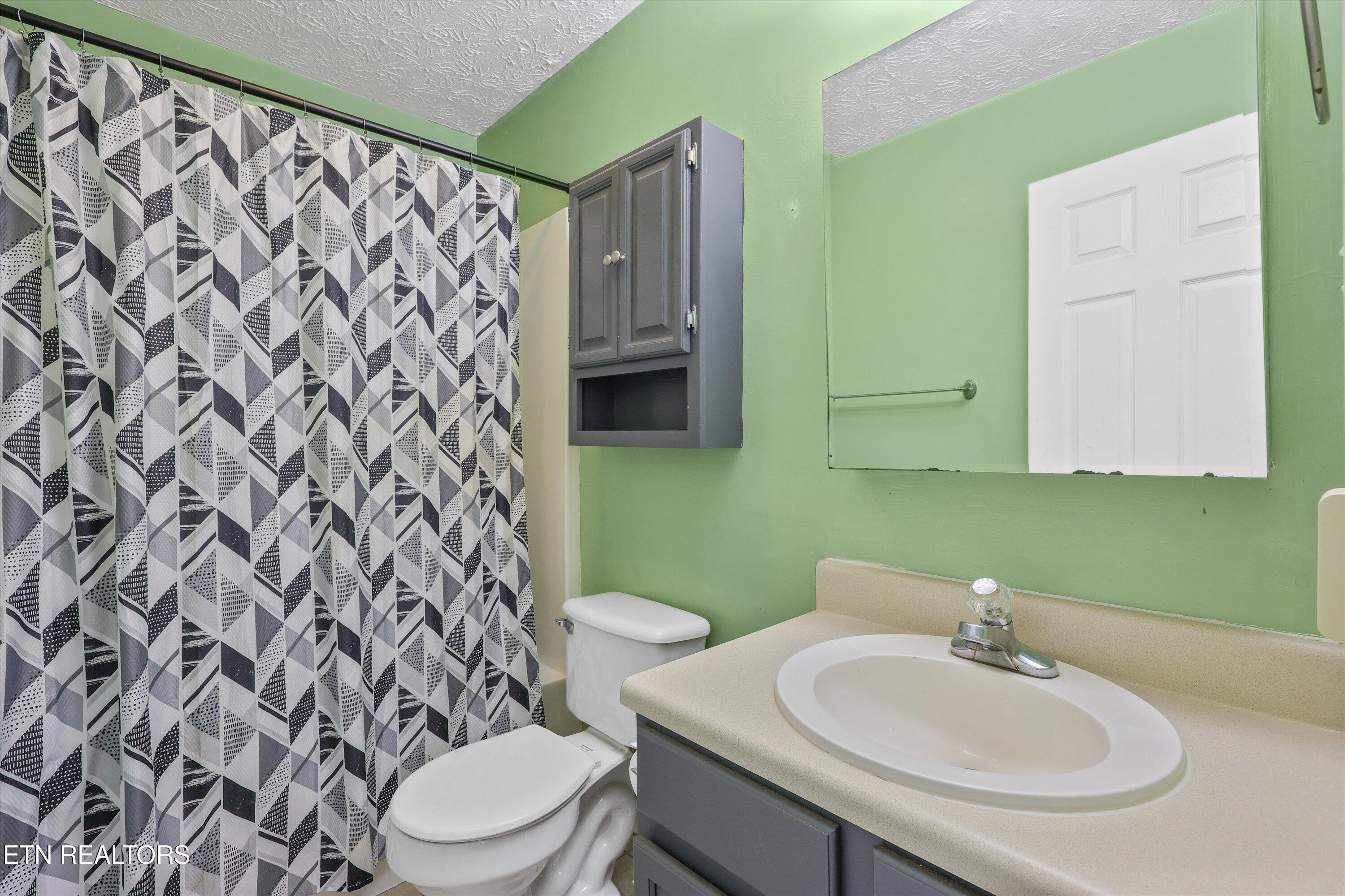 5956 Warrenpark Lane Knoxville TN 37912