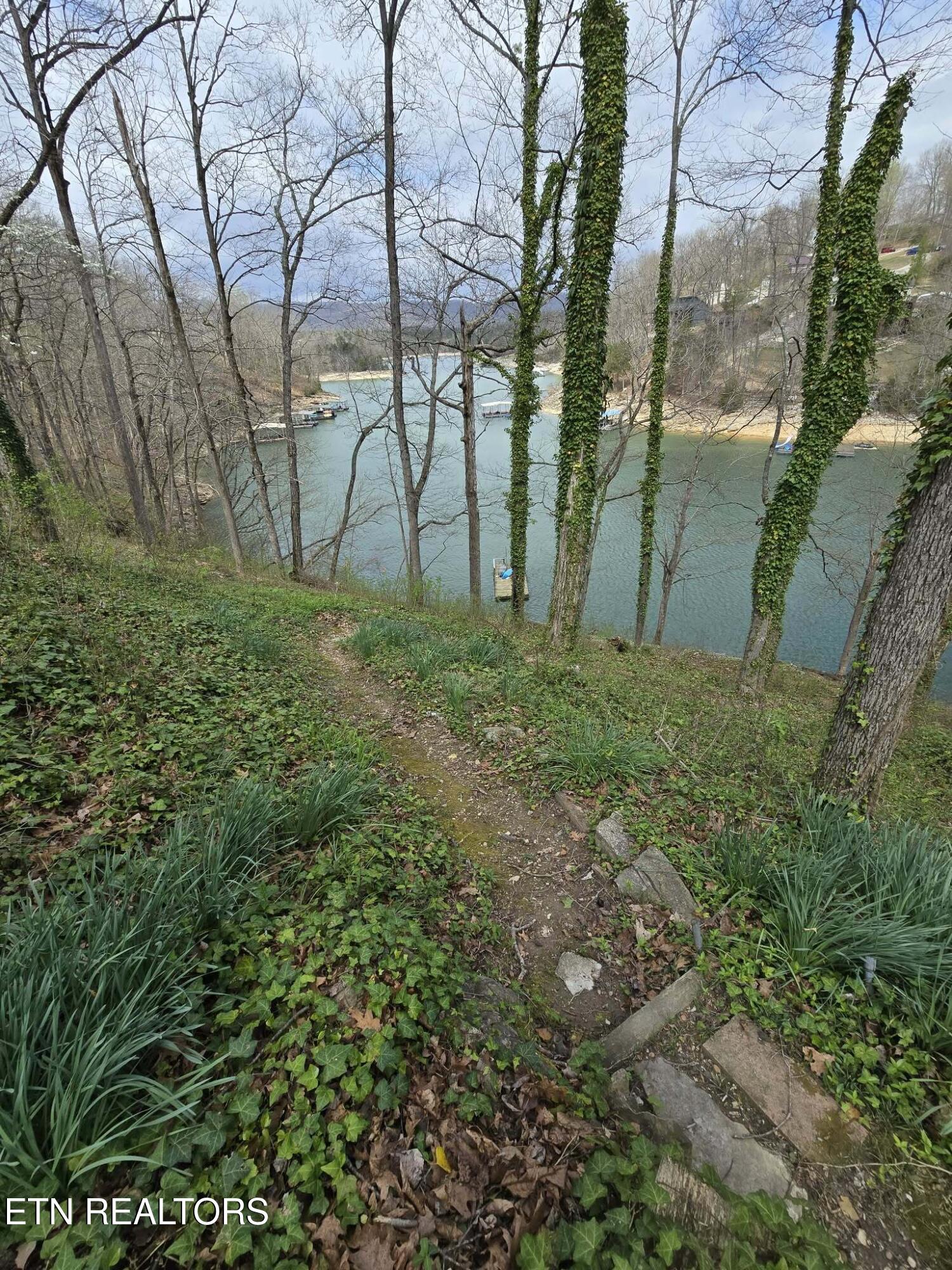 961 Indian River Boat Dock Road Jacksboro TN 37757
