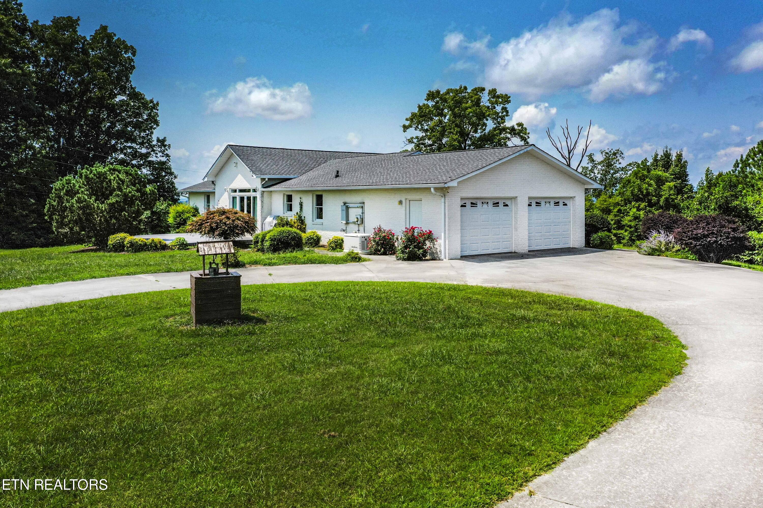 Maynardville TN, 160 Reece Lakeview Lane