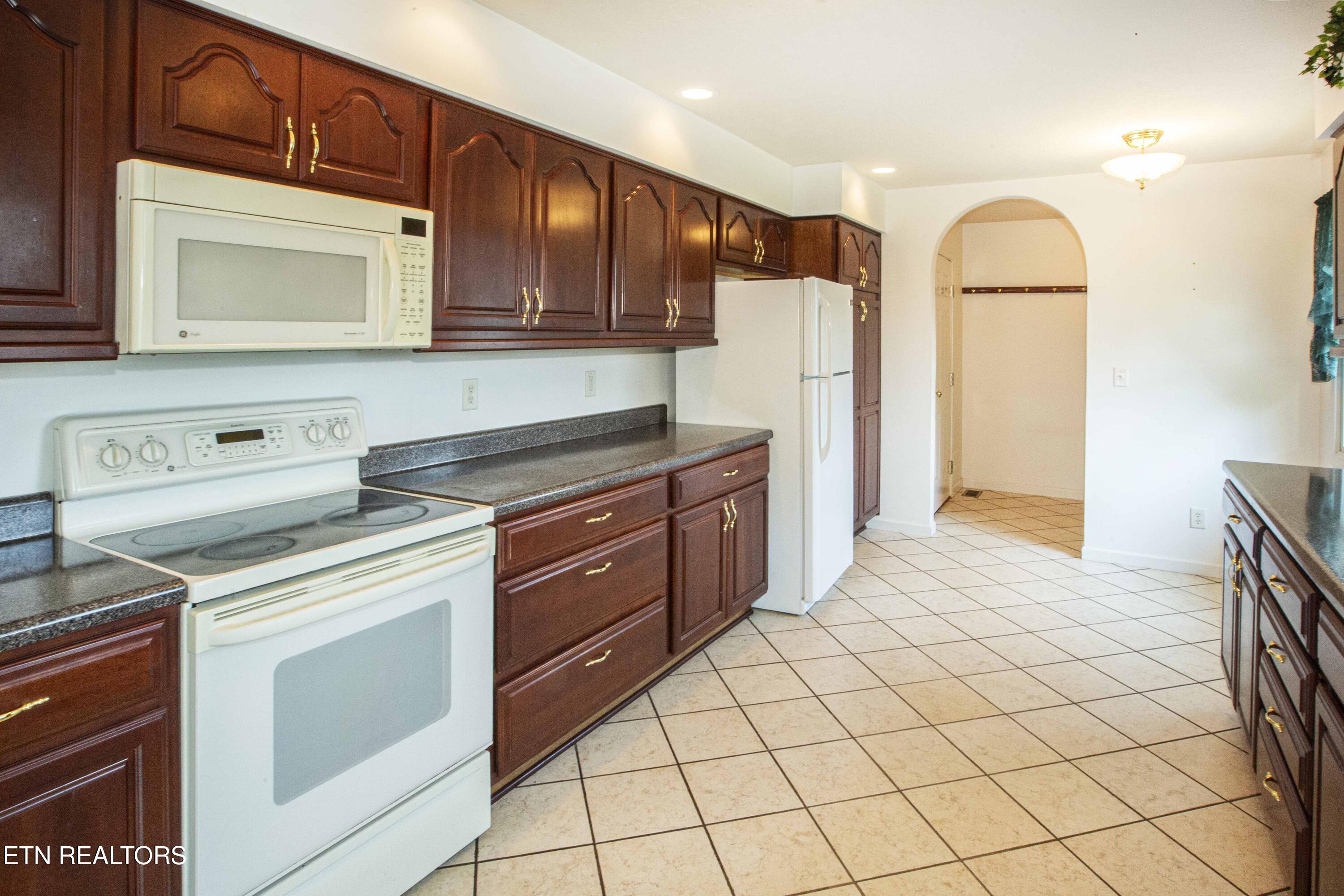 160 Reece Lakeview Lane Maynardville TN 37807