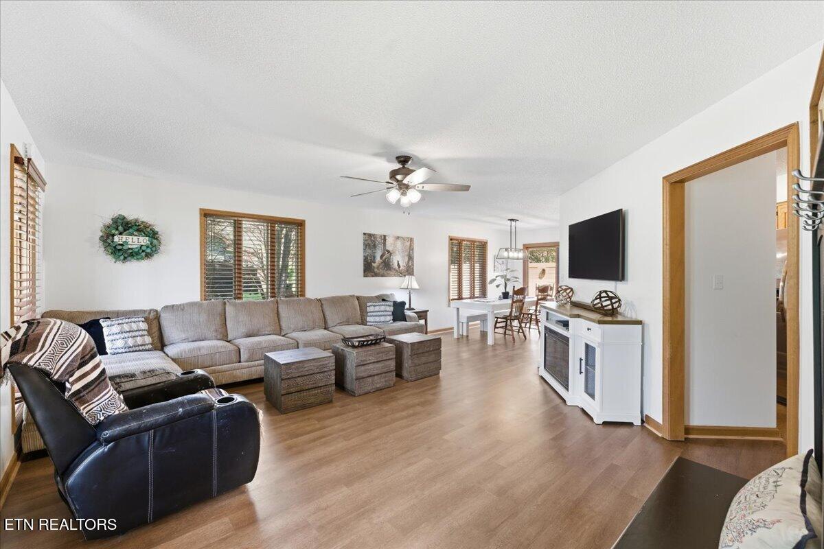 3120 Wears Drive Sevierville TN 37862