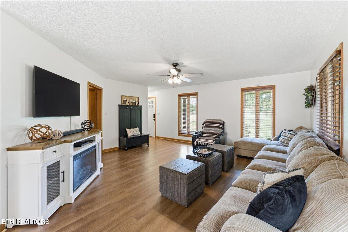 3120 Wears Drive Sevierville TN 37862