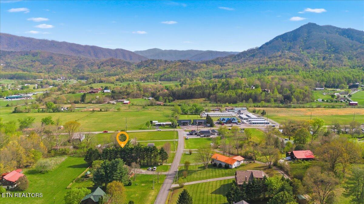 3120 Wears Drive Sevierville TN 37862