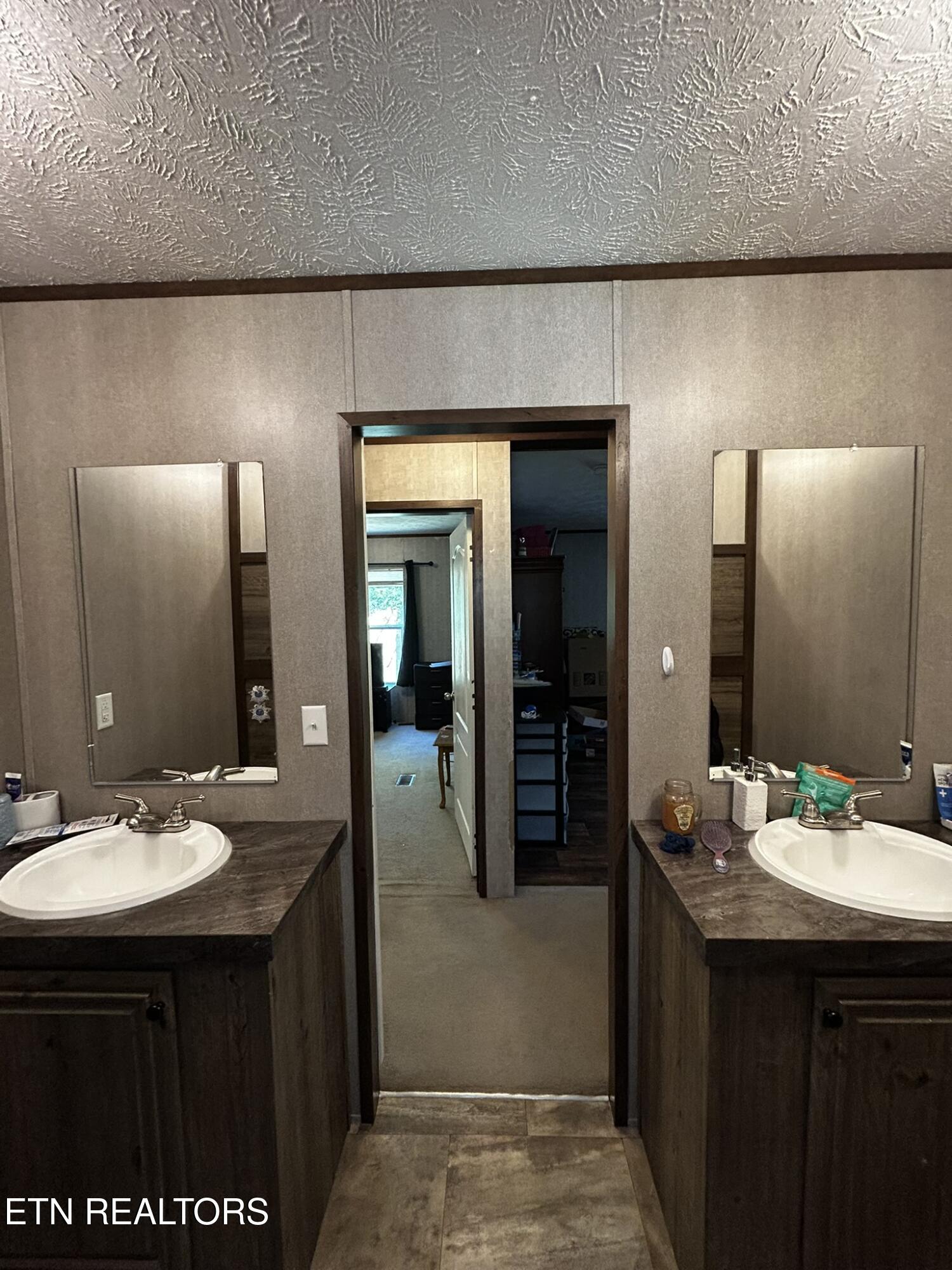 1796 Pine Grove Providence Road Loudon TN 37774
