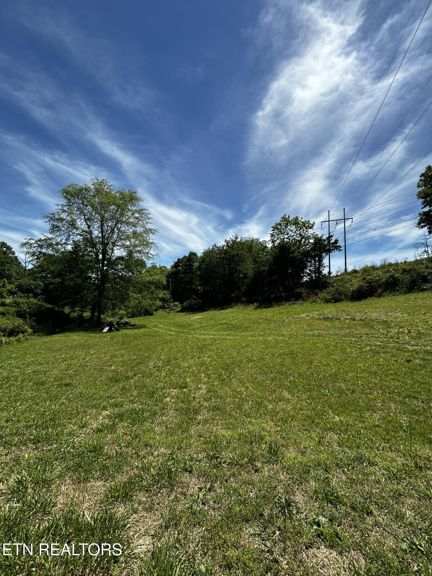 1796 Pine Grove Providence Road Loudon TN 37774