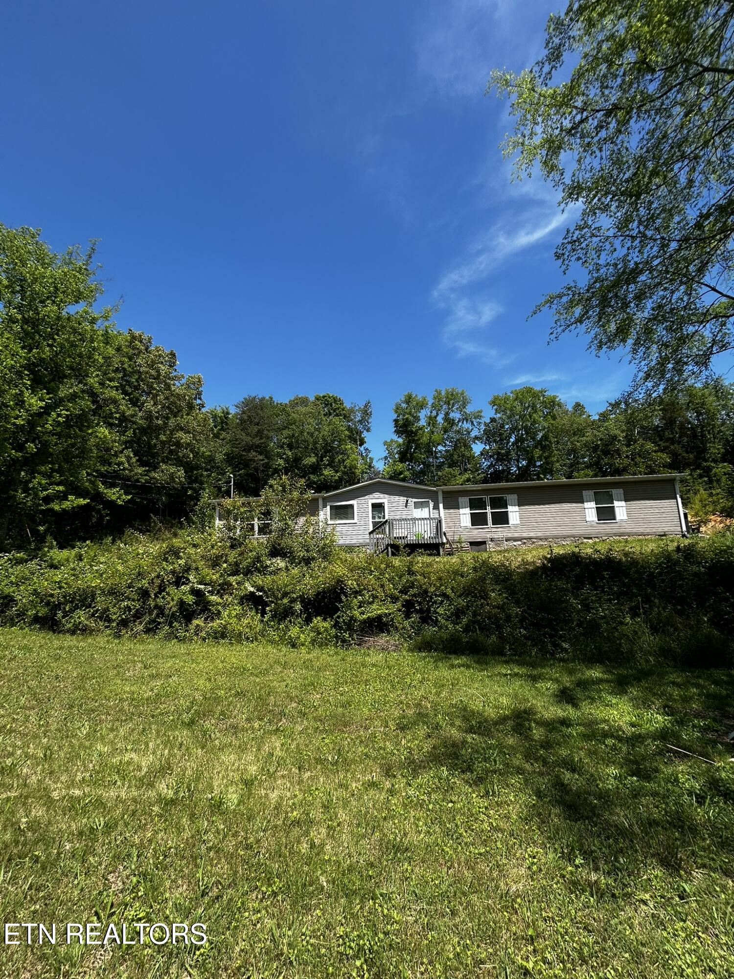 1796 Pine Grove Providence Road Loudon TN 37774