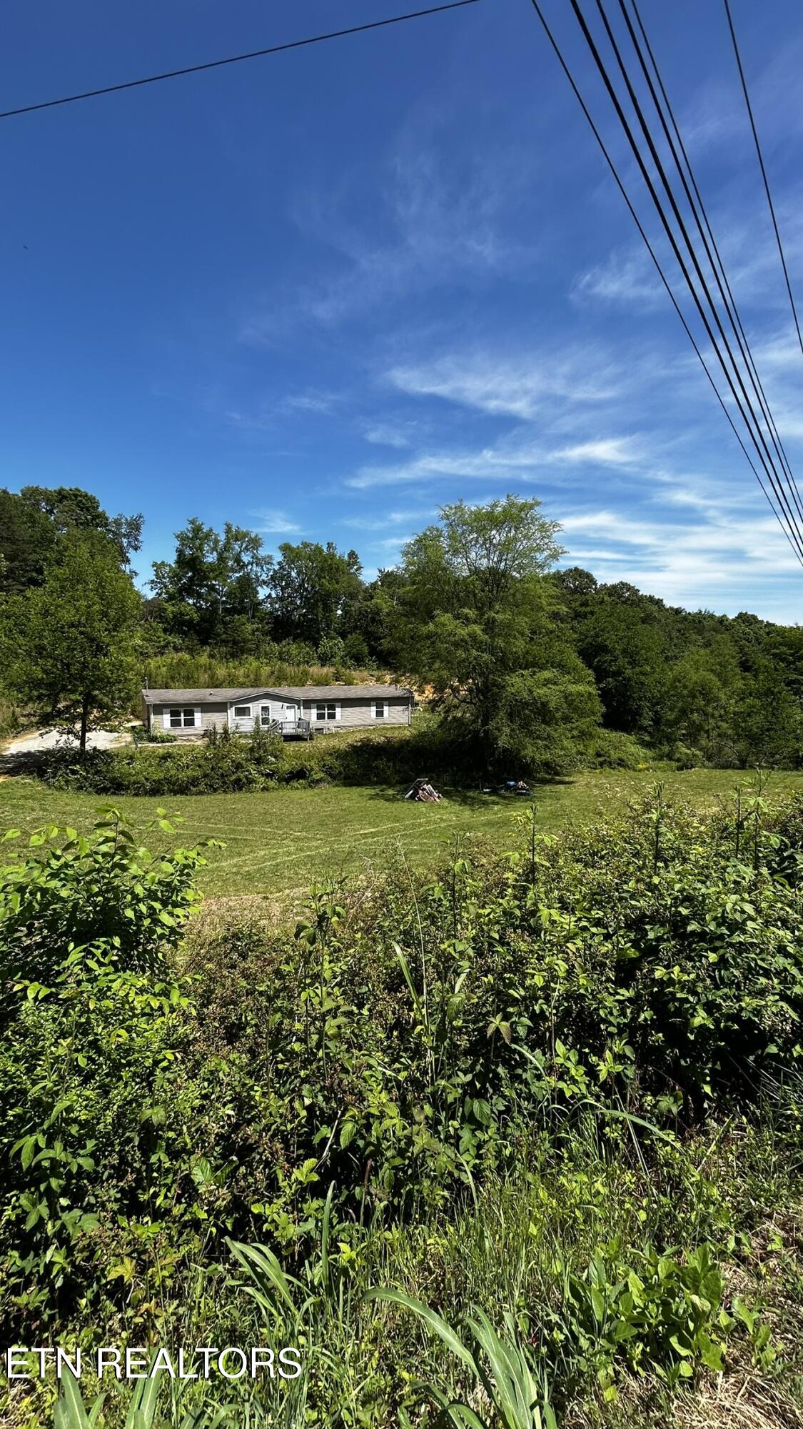 1796 Pine Grove Providence Road Loudon TN 37774