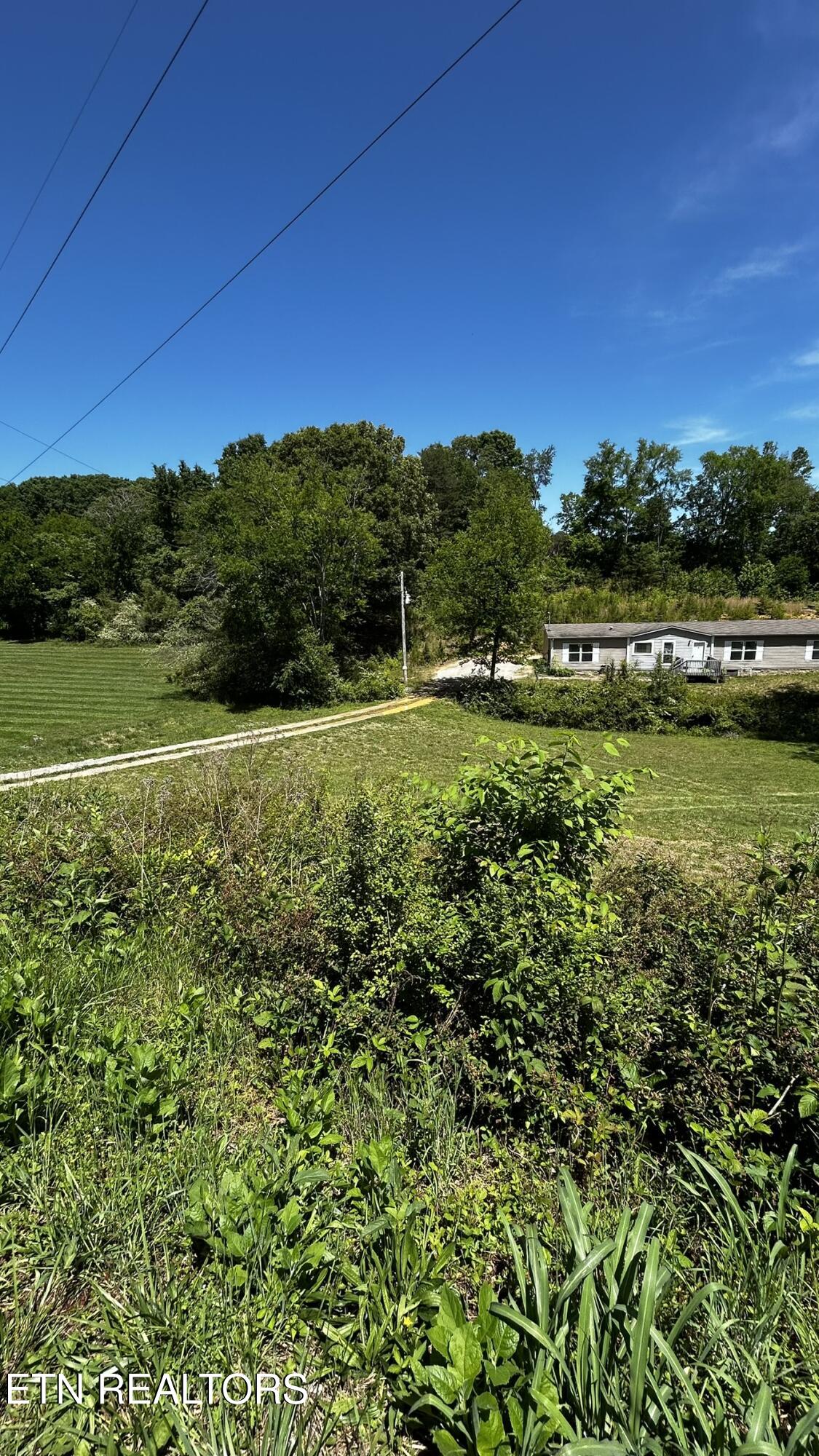 1796 Pine Grove Providence Road Loudon TN 37774