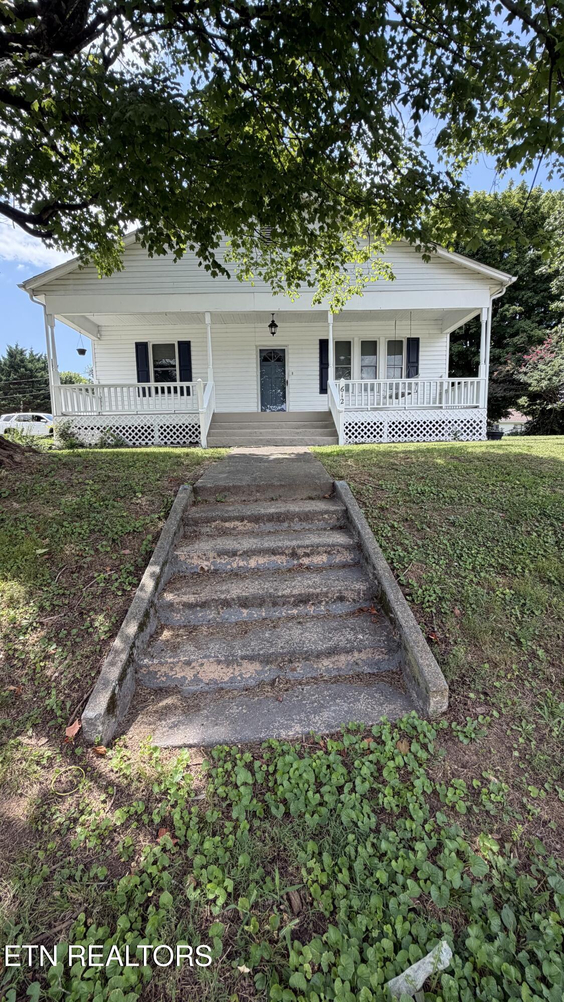 612 S Tellico Street Madisonville TN 37354