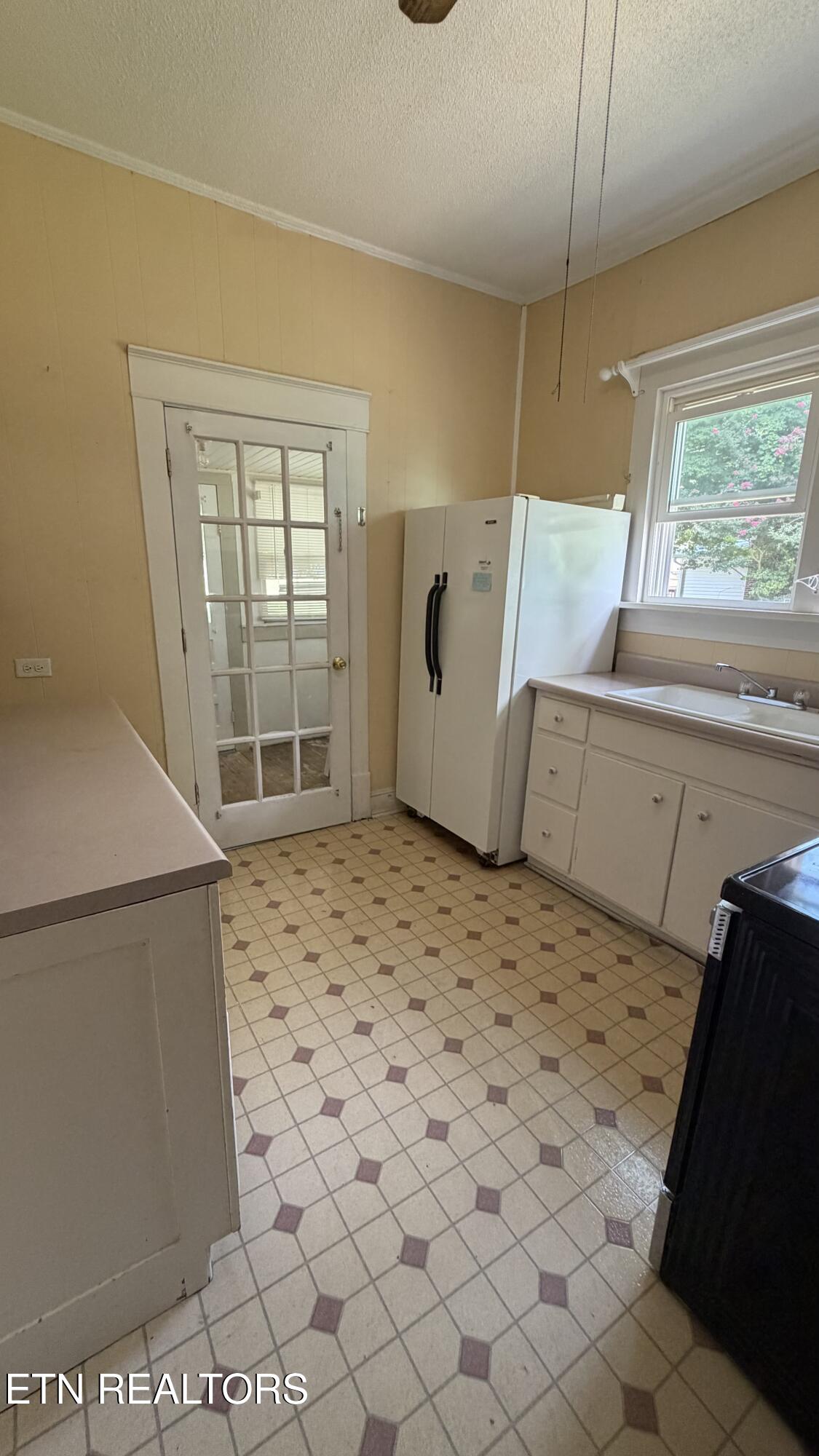 612 S Tellico Street Madisonville TN 37354