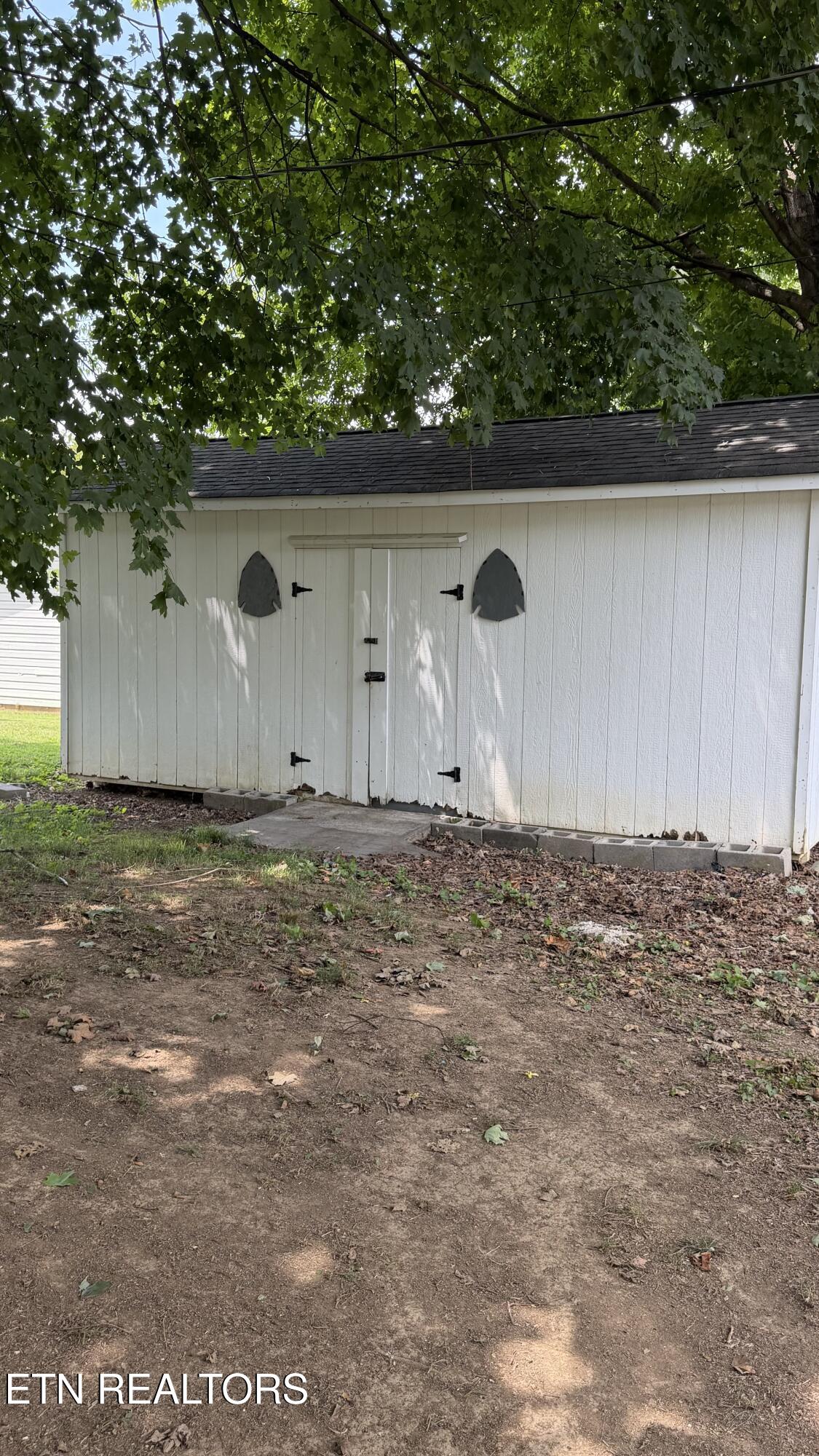612 S Tellico Street Madisonville TN 37354