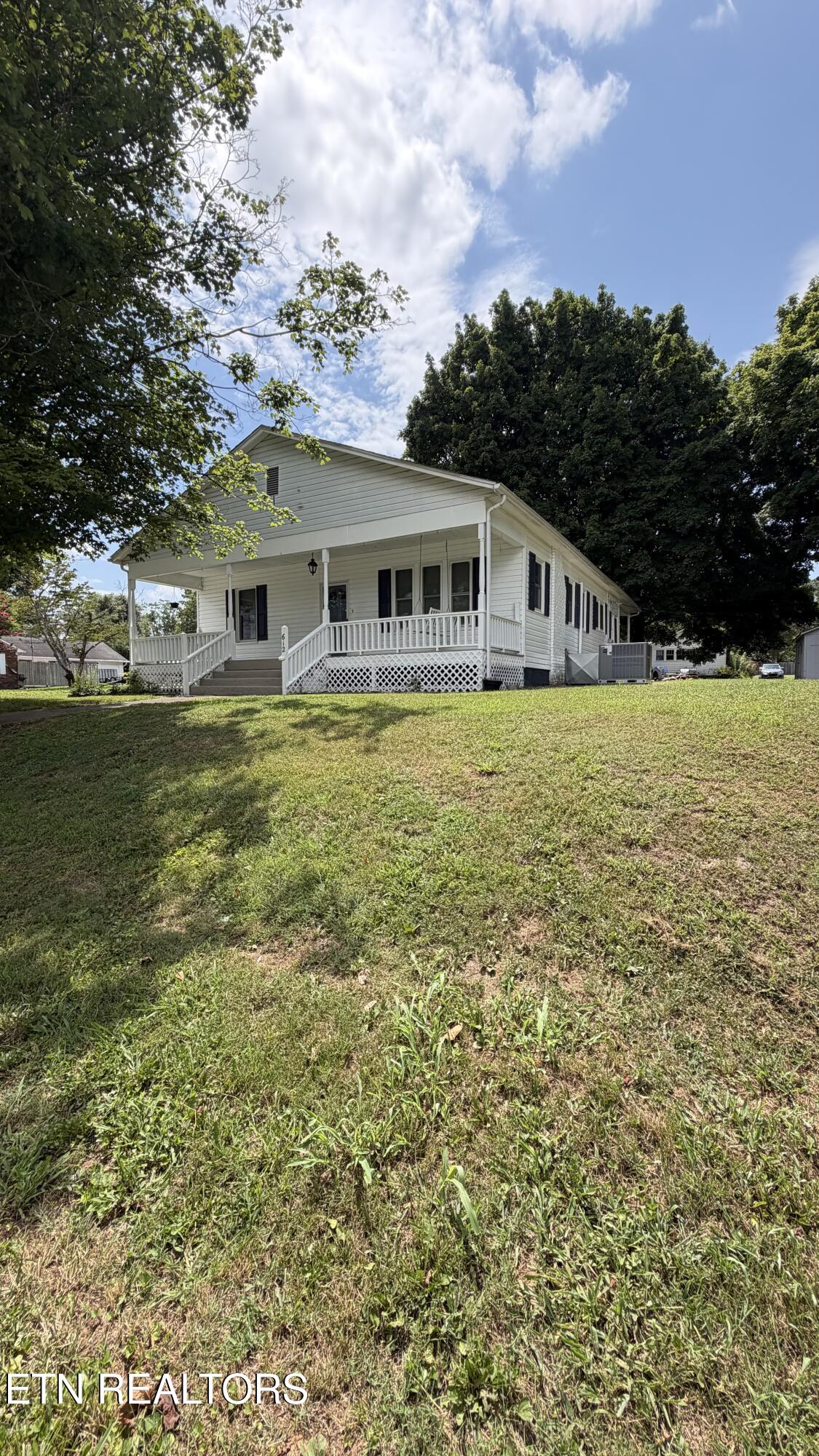 612 S Tellico Street Madisonville TN 37354