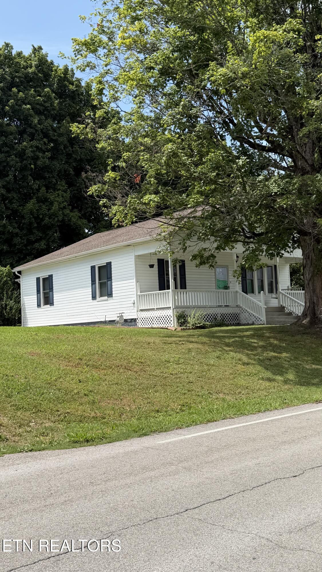 612 S Tellico Street Madisonville TN 37354