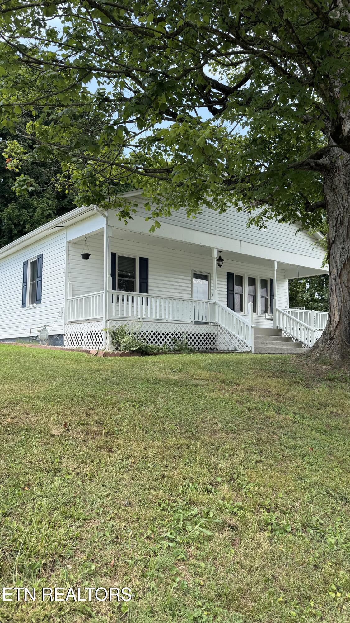 612 S Tellico Street Madisonville TN 37354