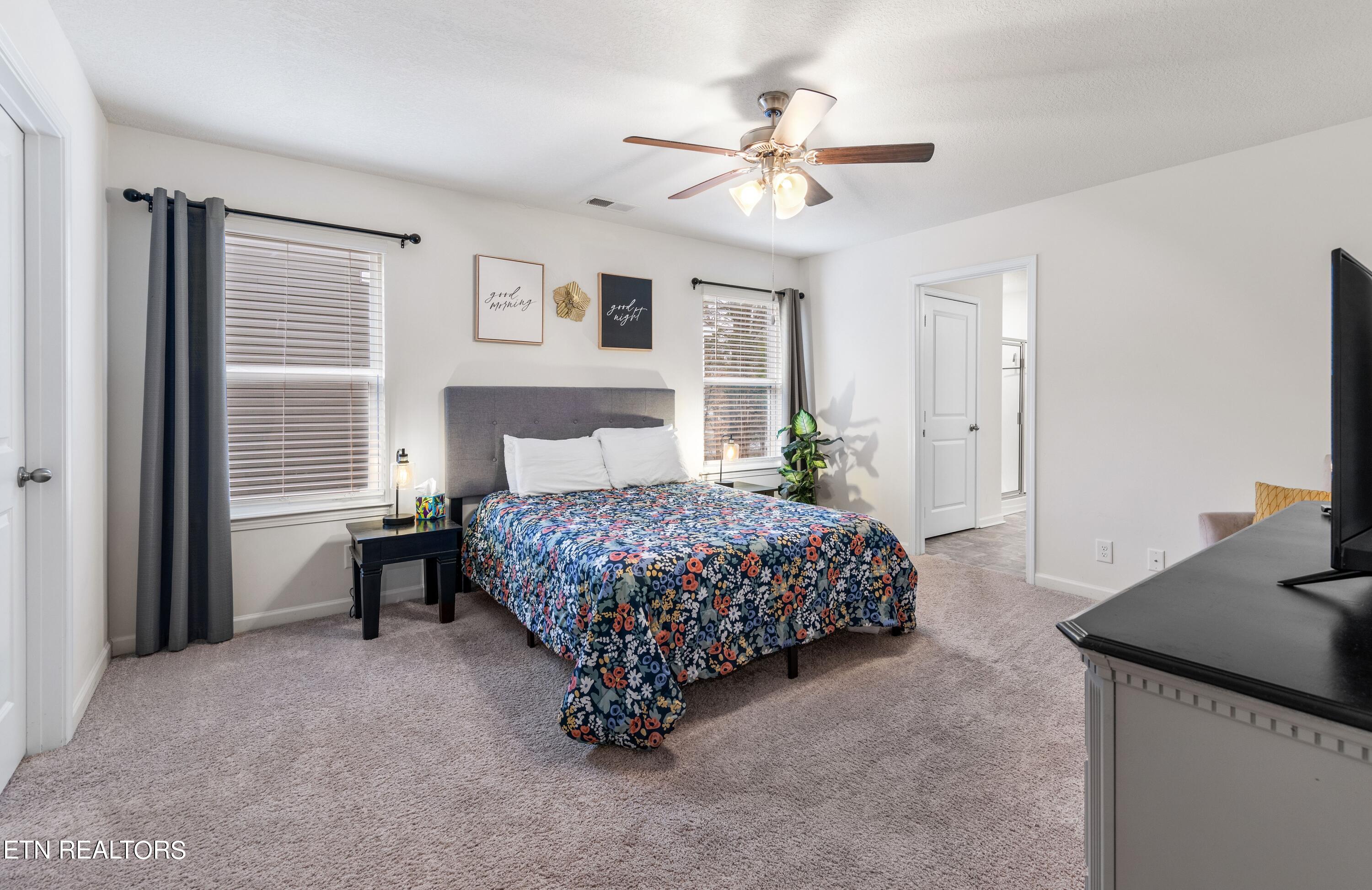 5 Ivy Court Clinton TN 37716