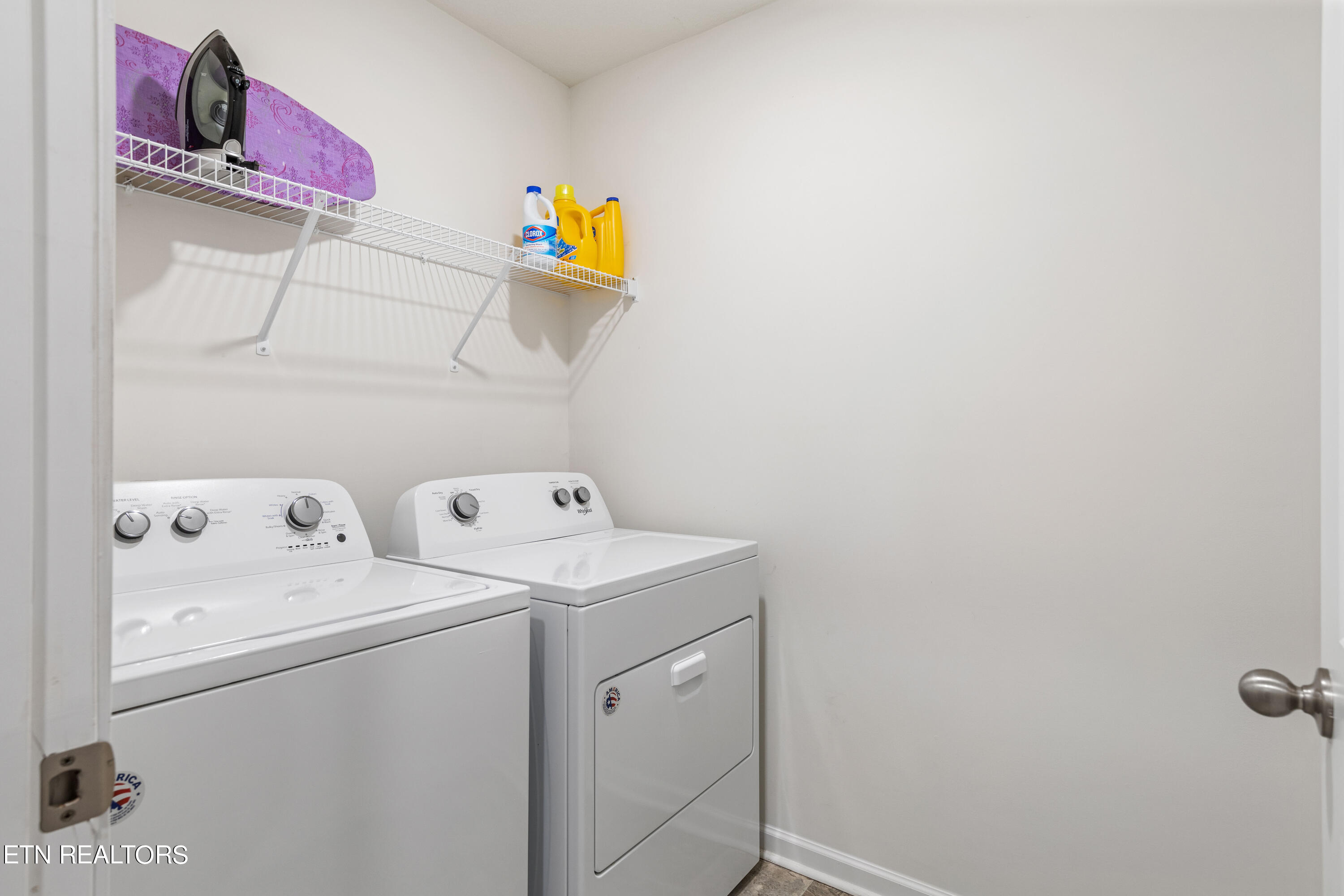 5 Ivy Court Clinton TN 37716