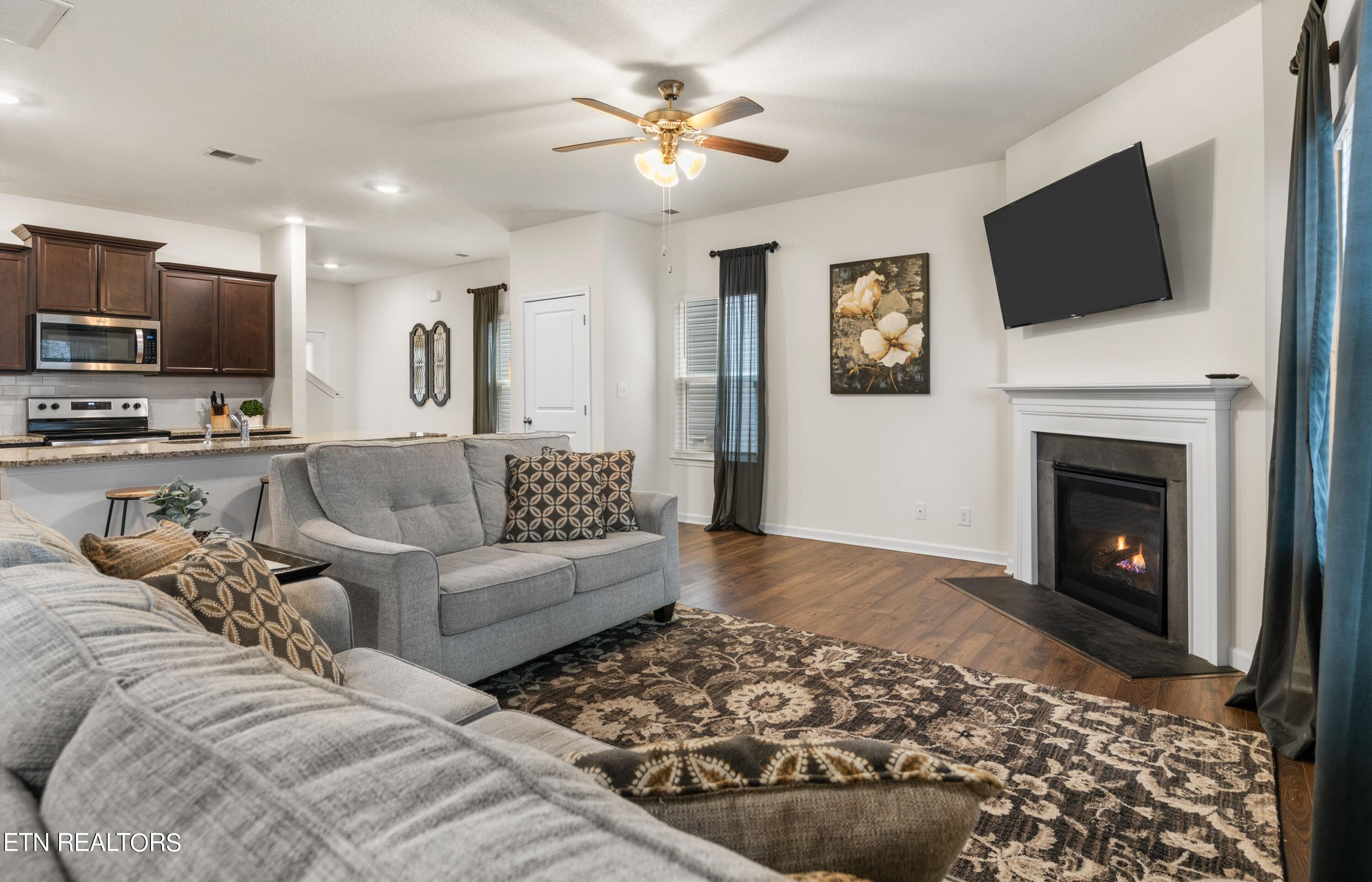 5 Ivy Court Clinton TN 37716