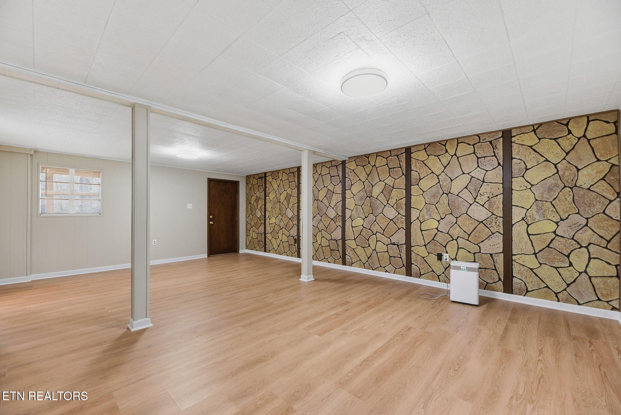 427 Sherwood Estates Circle Clinton TN 37716