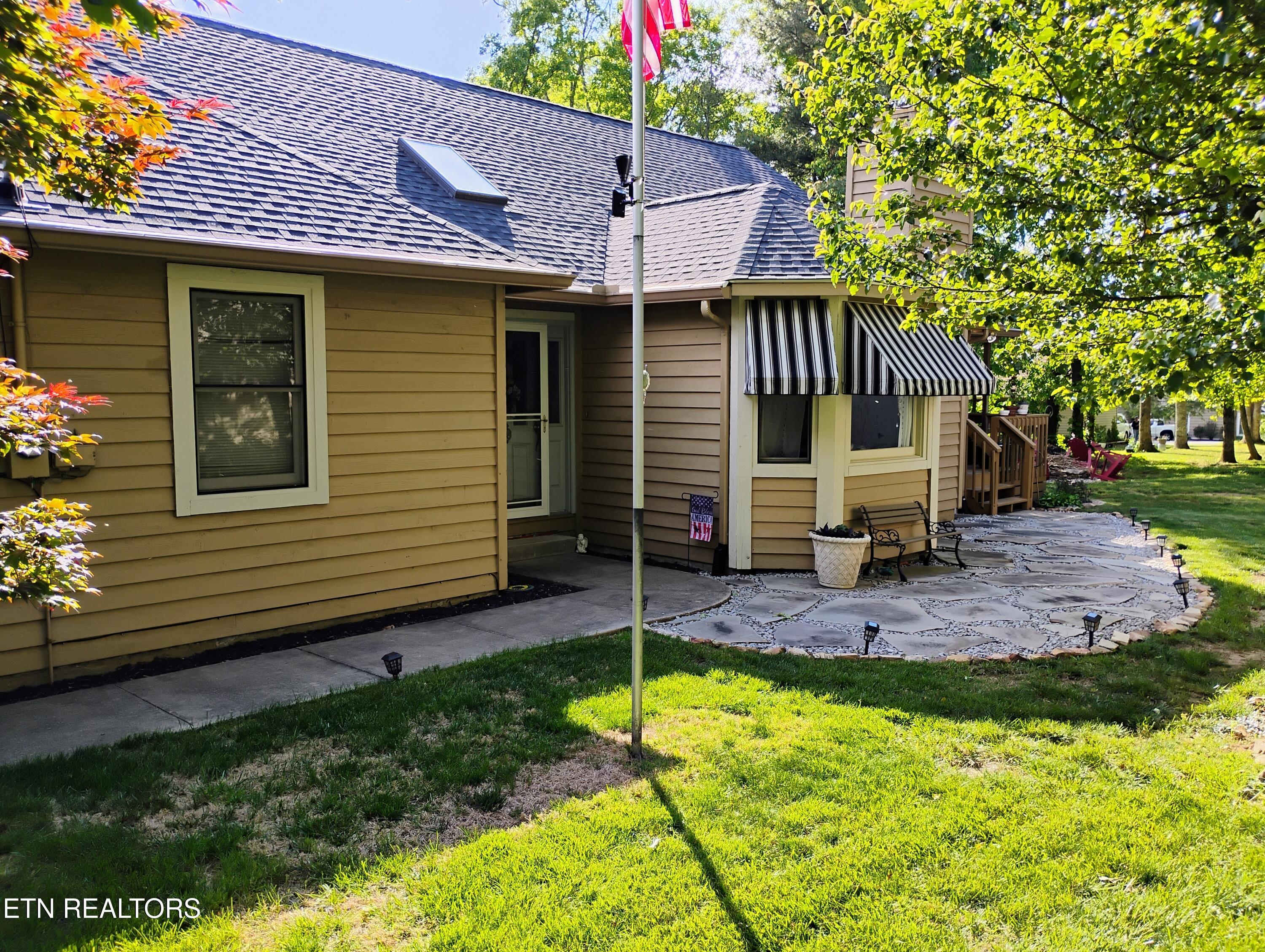 112 Howard Terrace Crossville TN 38558