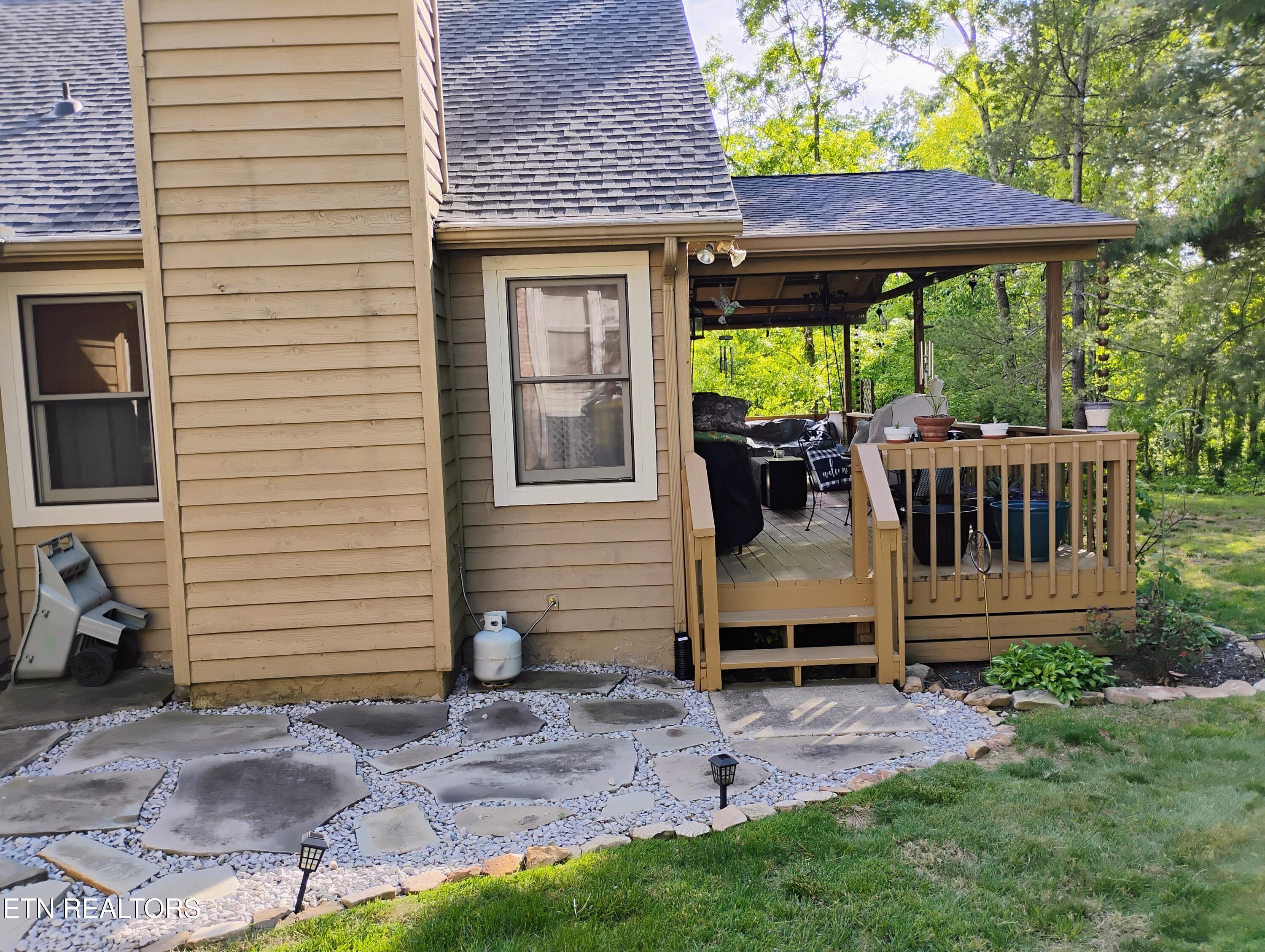 112 Howard Terrace Crossville TN 38558