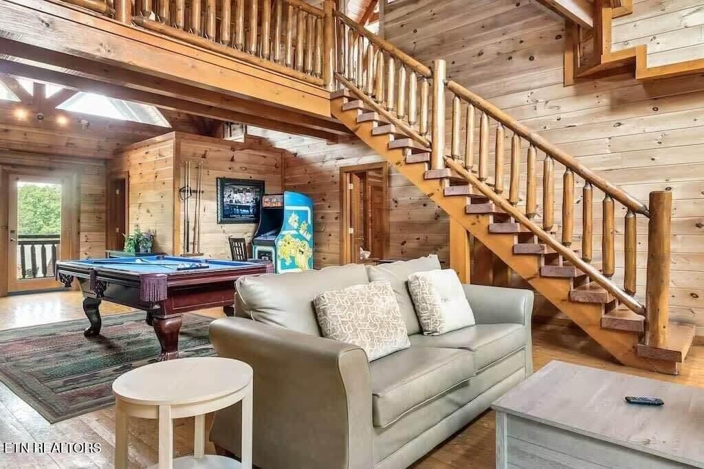 1056 Black Bear Cub Way Sevierville TN 37862
