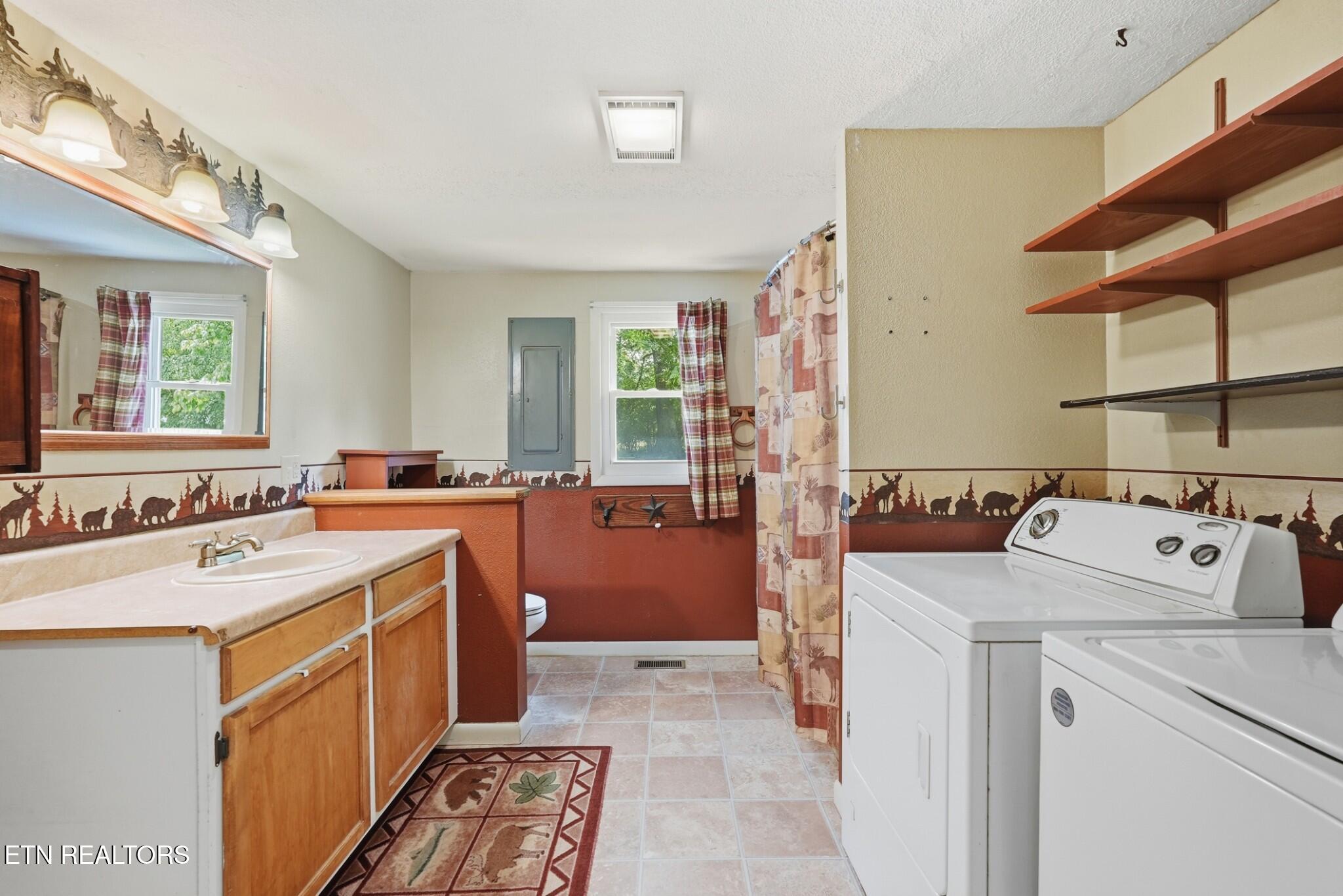 31 Wayfarer Lane Crossville TN 38572