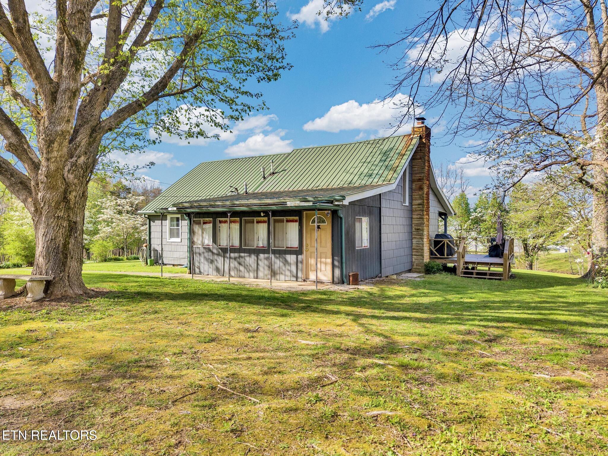 31 Wayfarer Lane Crossville TN 38572