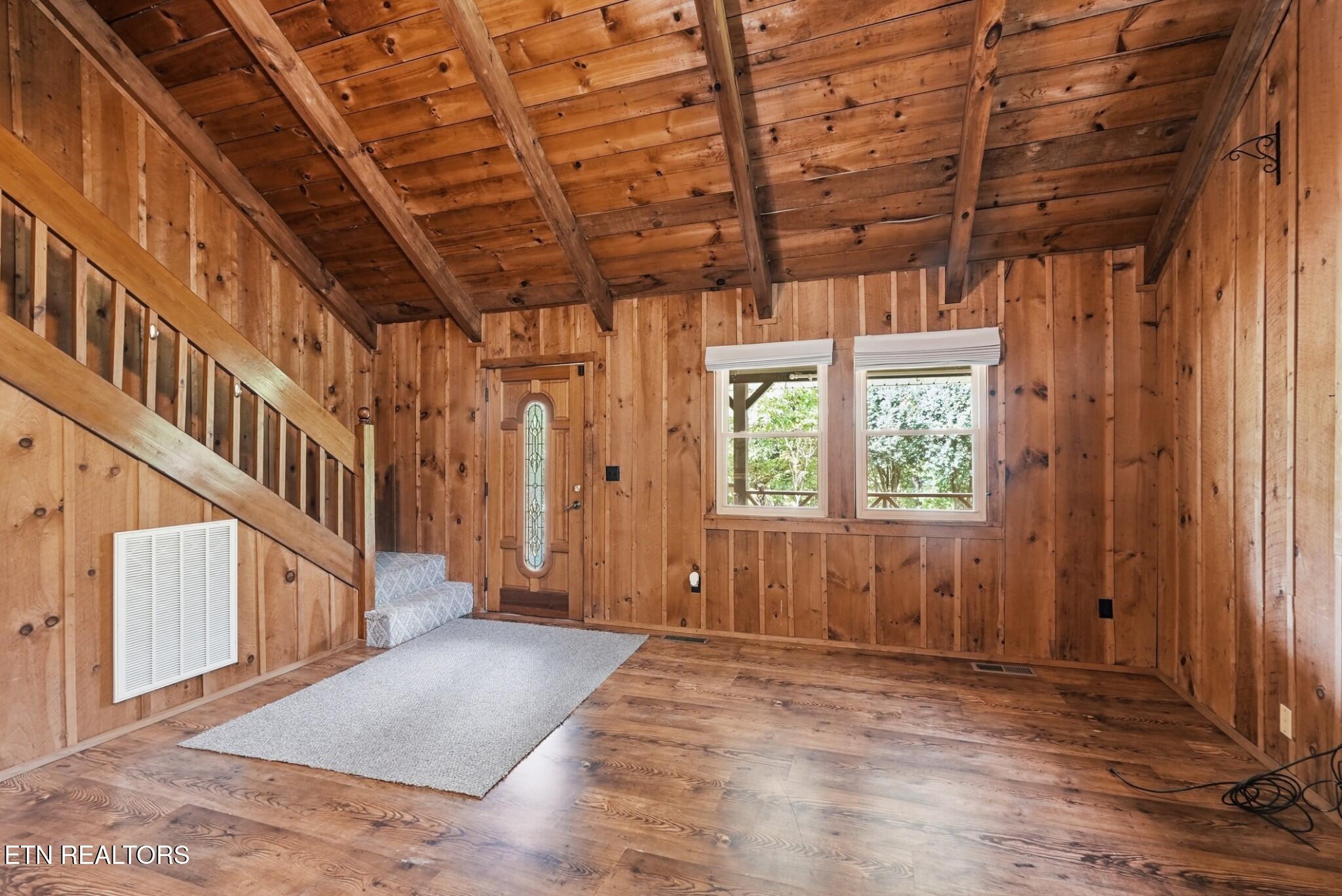 31 Wayfarer Lane Crossville TN 38572
