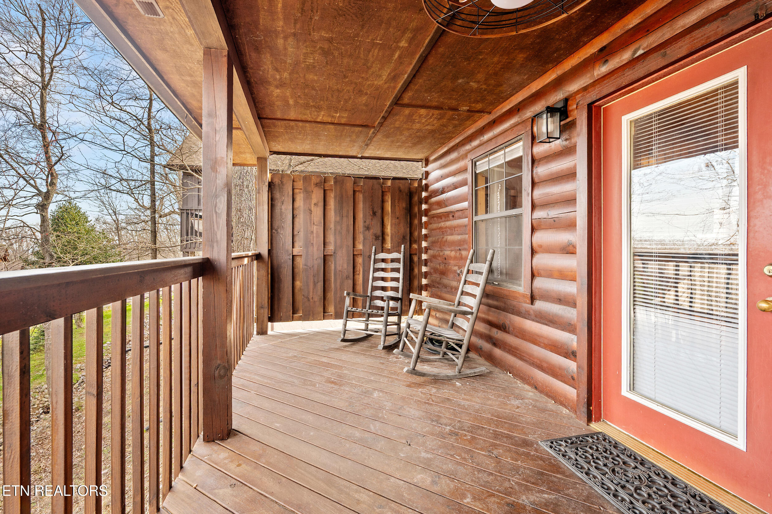 1529 Bears Den Way Sevierville TN 37862