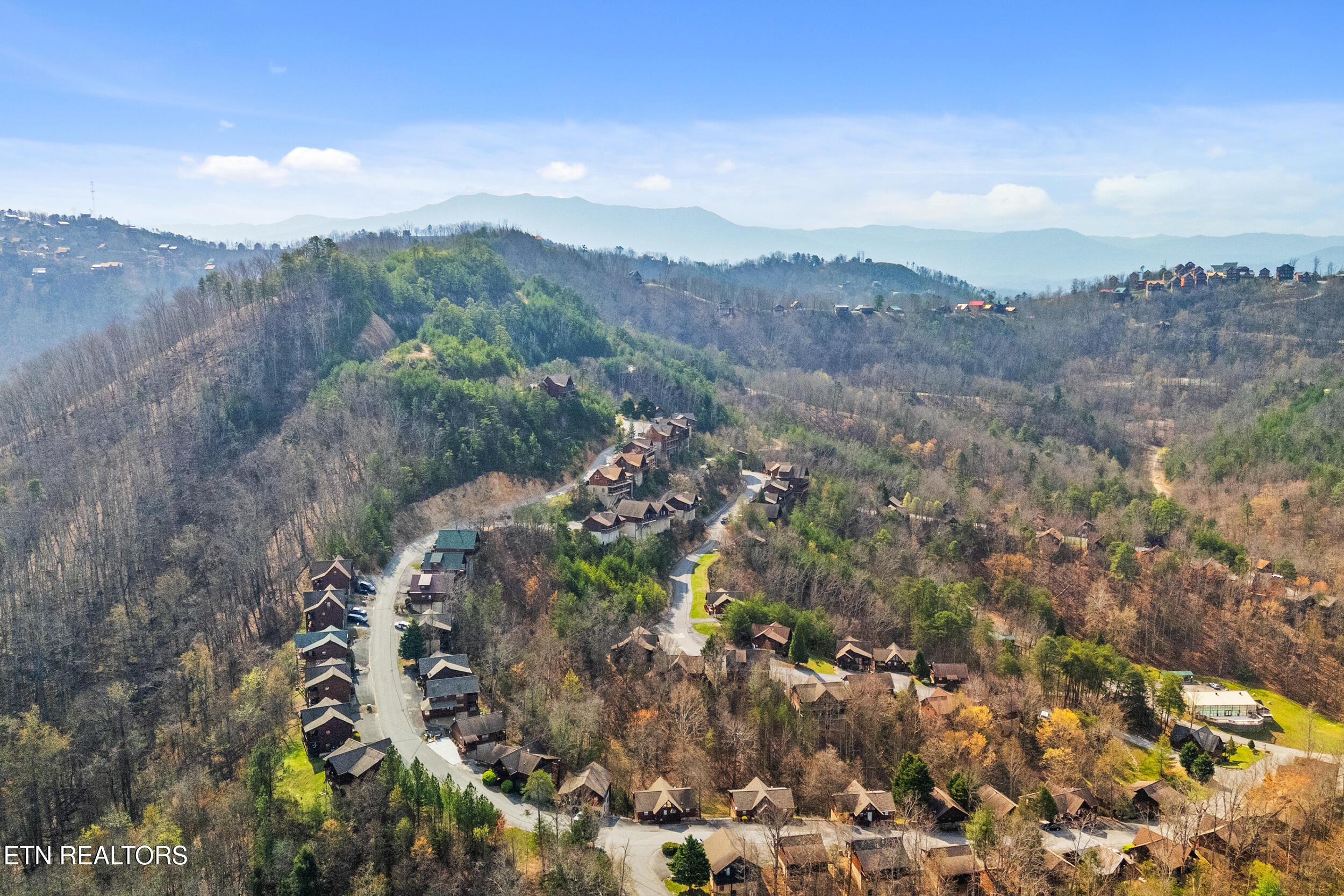 1529 Bears Den Way Sevierville TN 37862