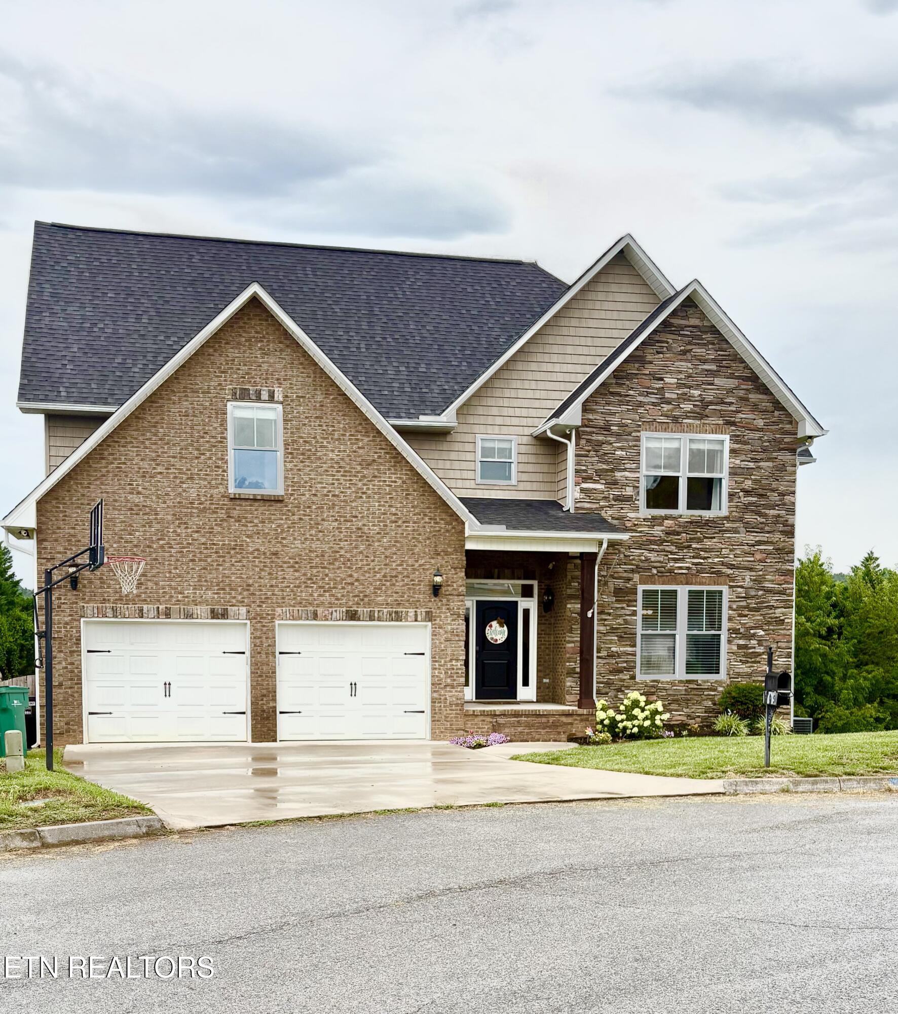 705 Huntcliff Lane Knoxville TN 37922