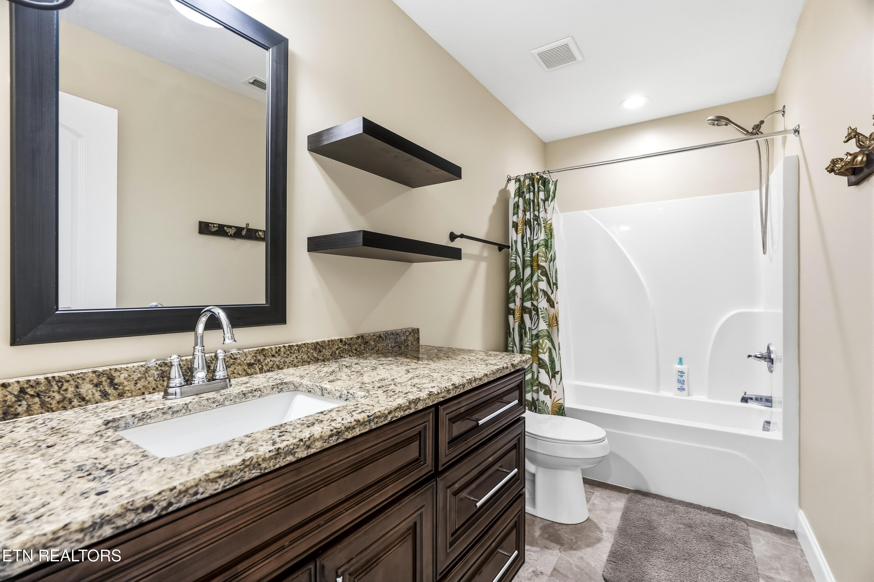 705 Huntcliff Lane Knoxville TN 37922