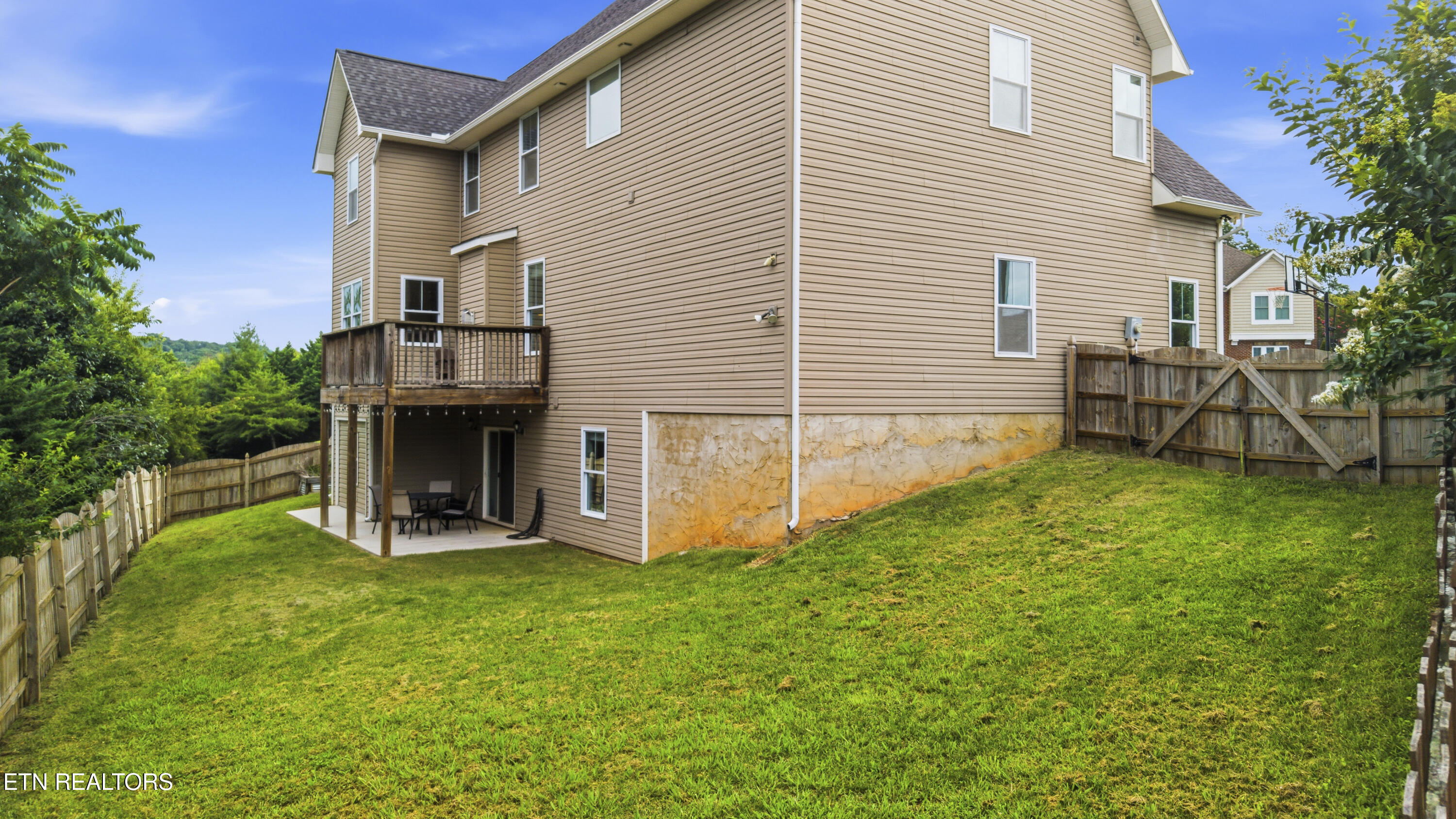705 Huntcliff Lane Knoxville TN 37922