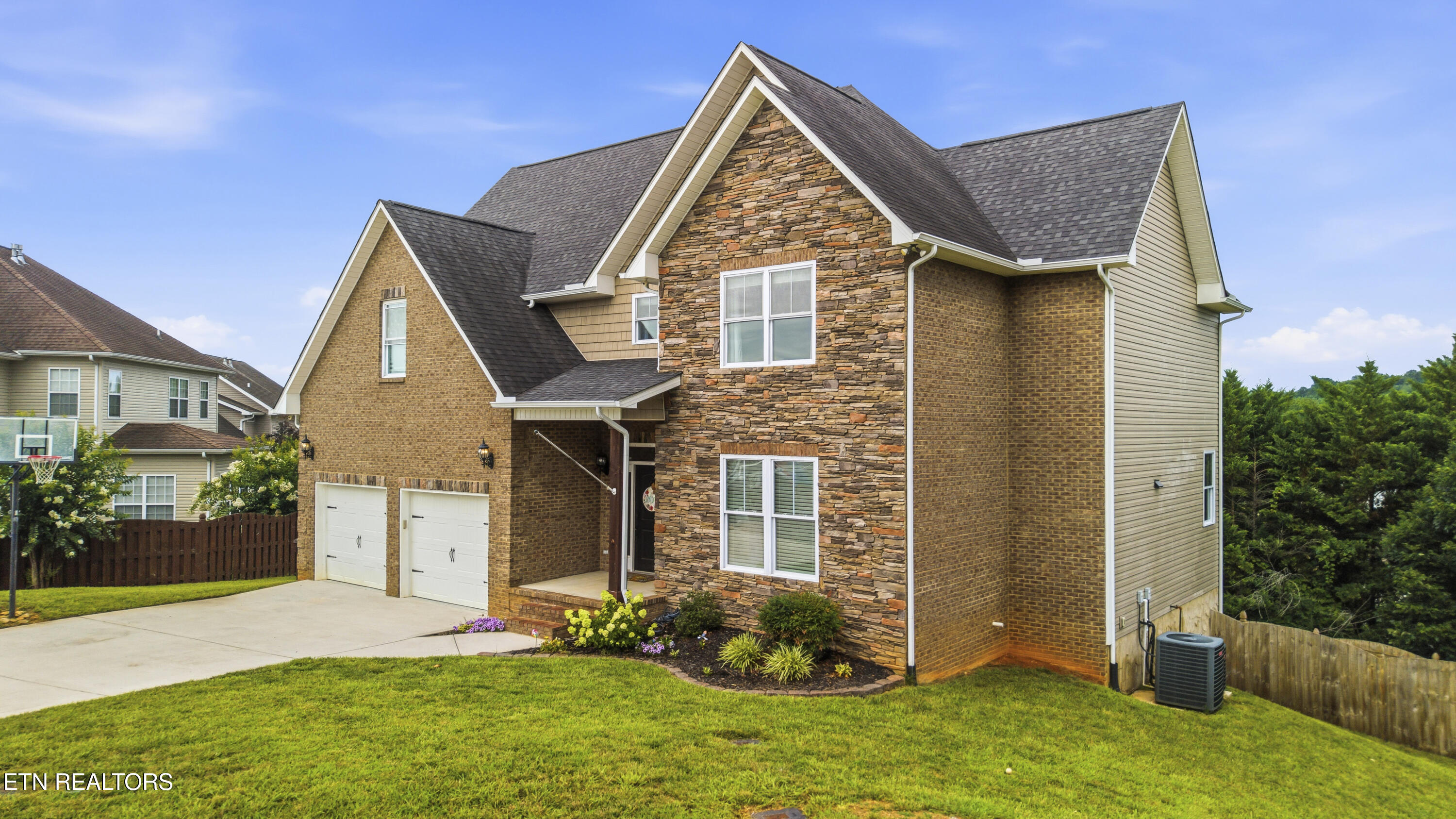 705 Huntcliff Lane Knoxville TN 37922