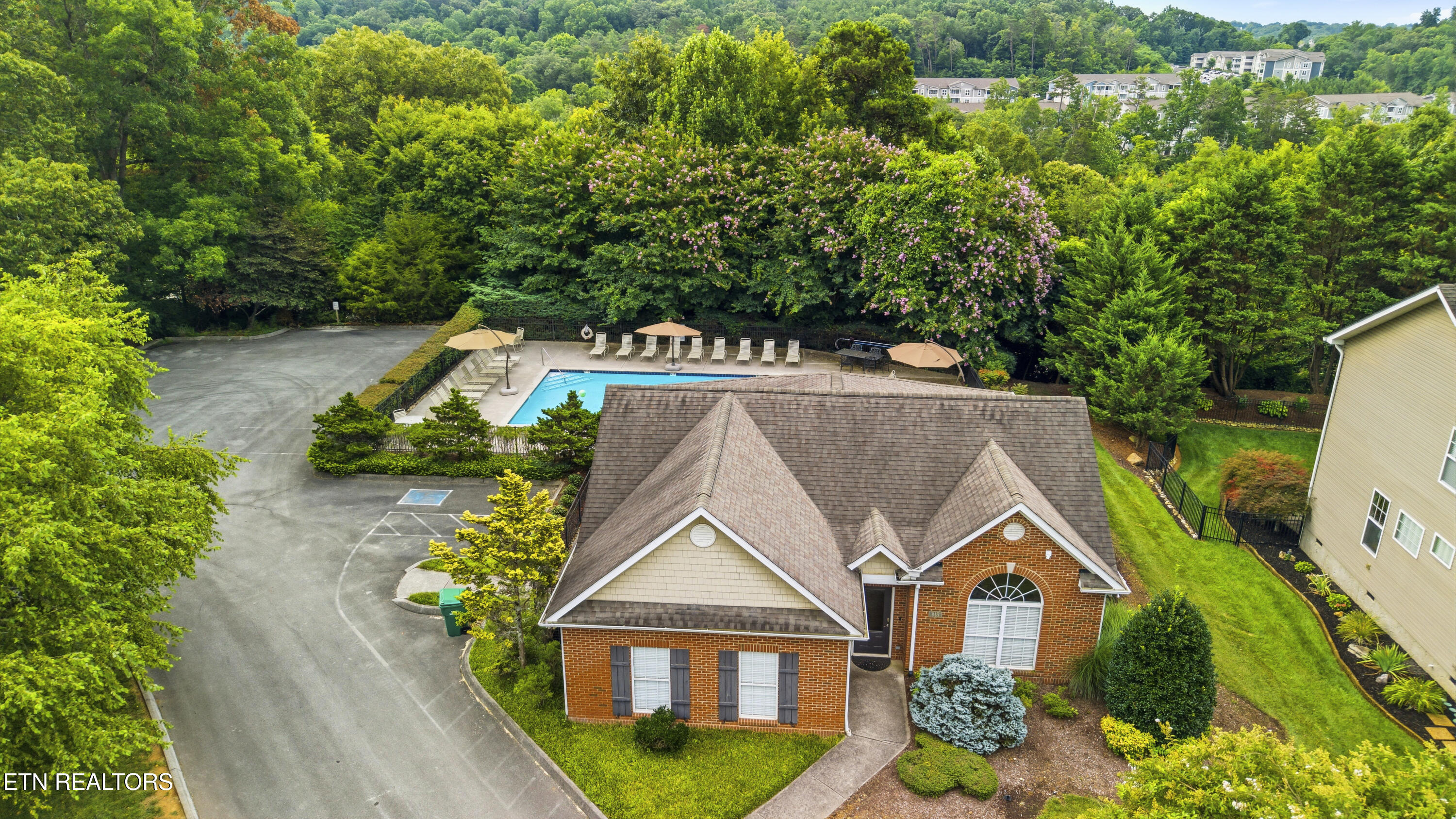 705 Huntcliff Lane Knoxville TN 37922