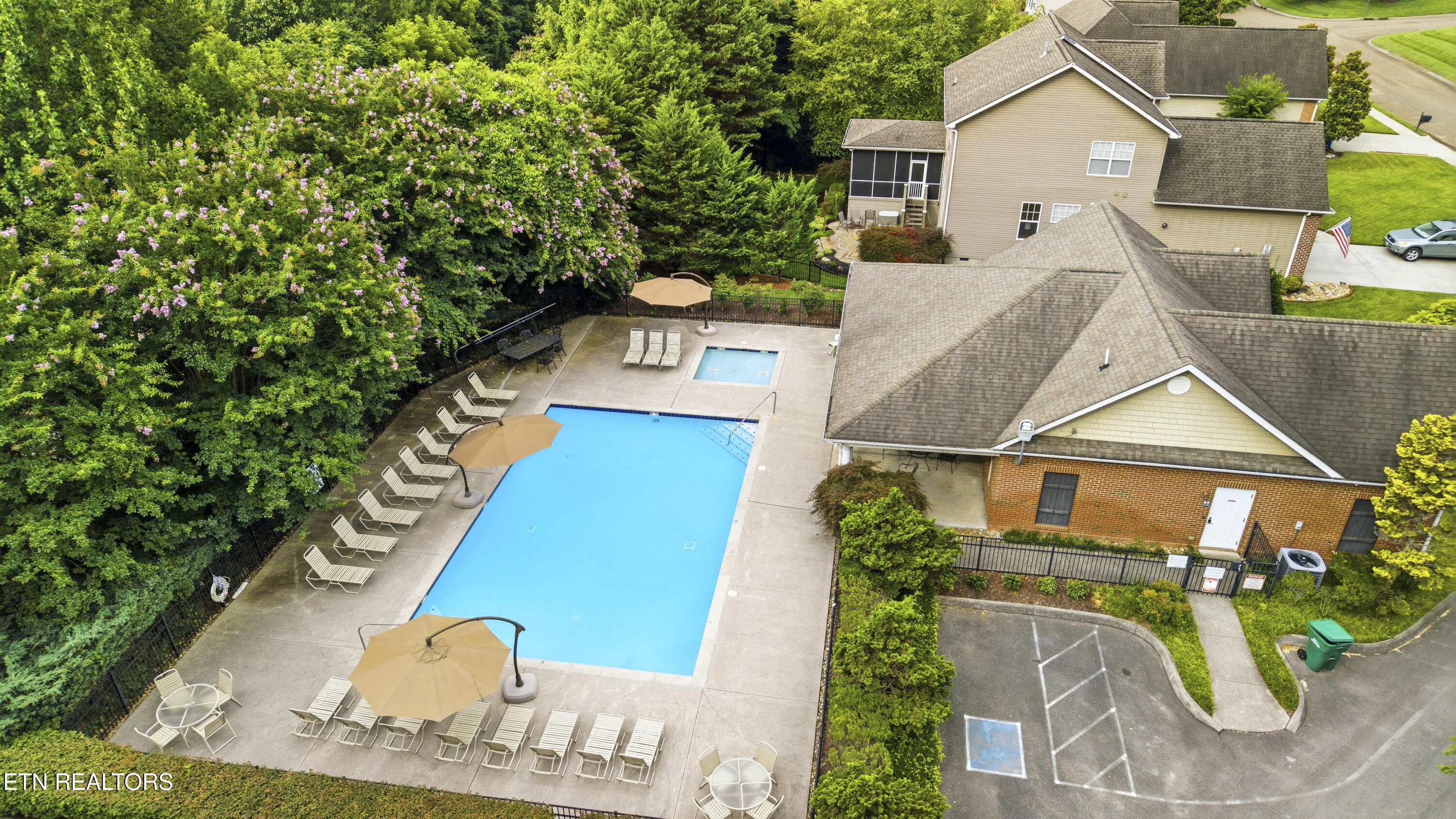 705 Huntcliff Lane Knoxville TN 37922